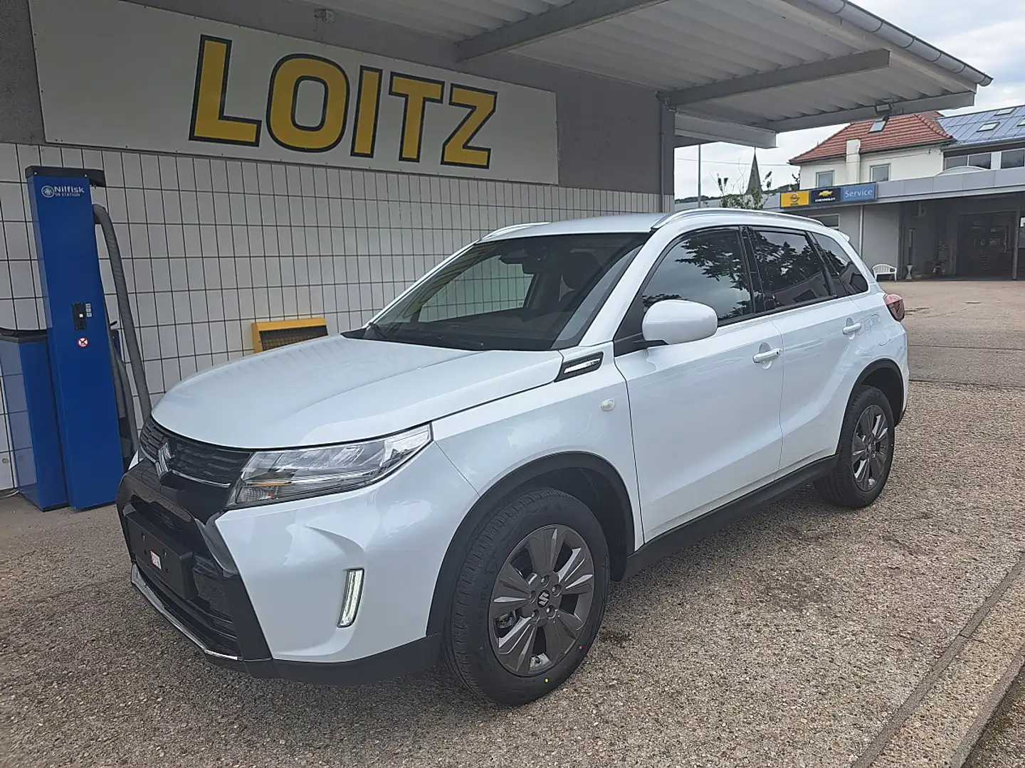 Suzuki Vitara 1,4 Hybrid ALLGRIP shine Weiß - 1