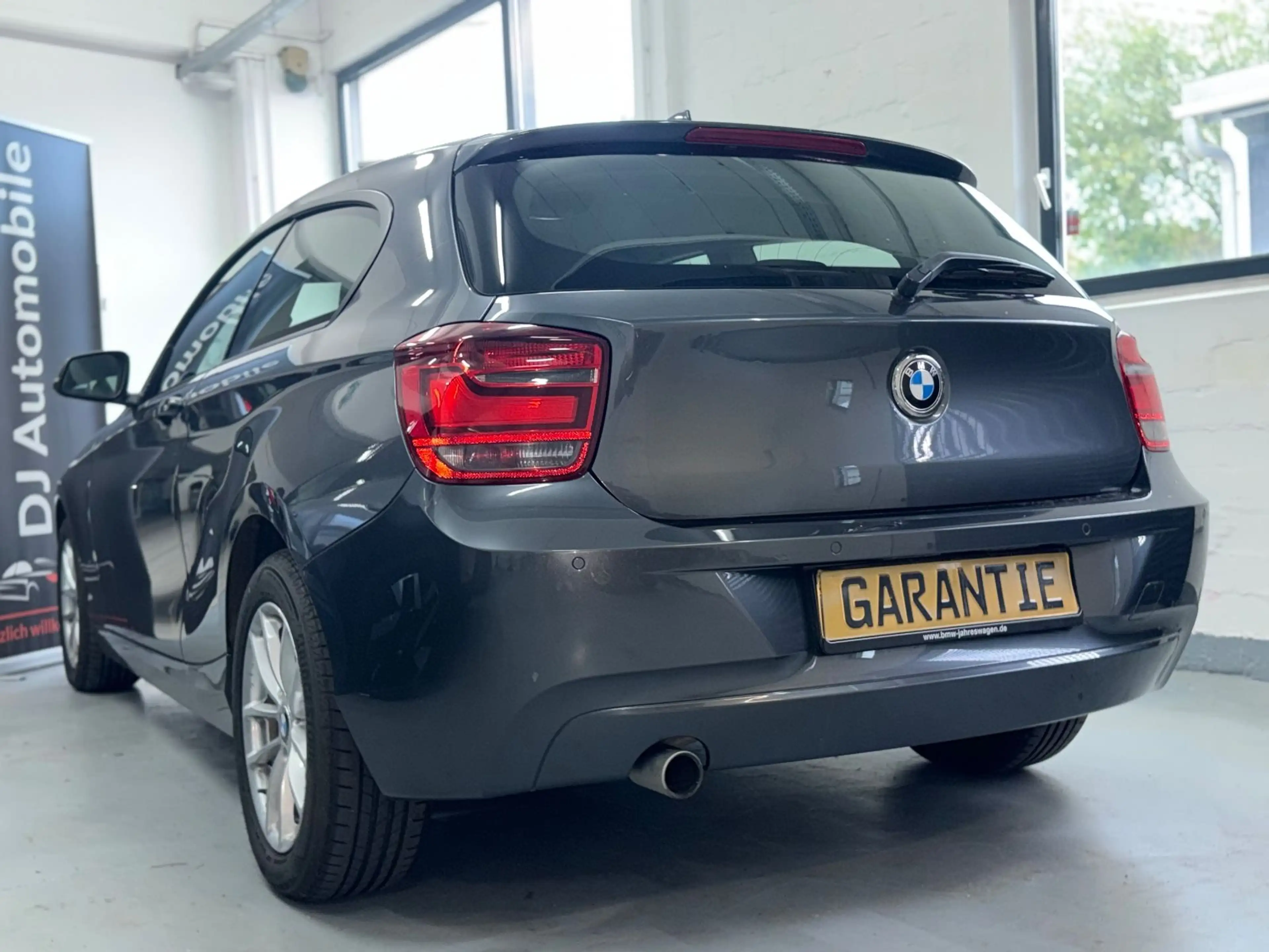 BMW 118 d/Automatik/Xenon/1.Hand/143PS/SHZ/PDC — photo 7