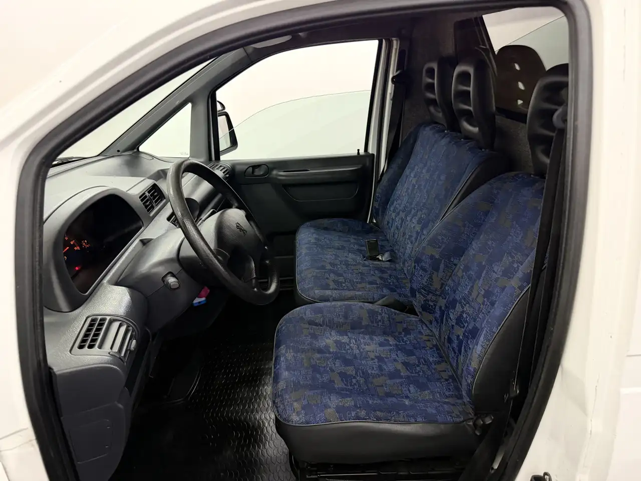 Peugeot Expert 220C 2.0 HDI Comfort, foto 7