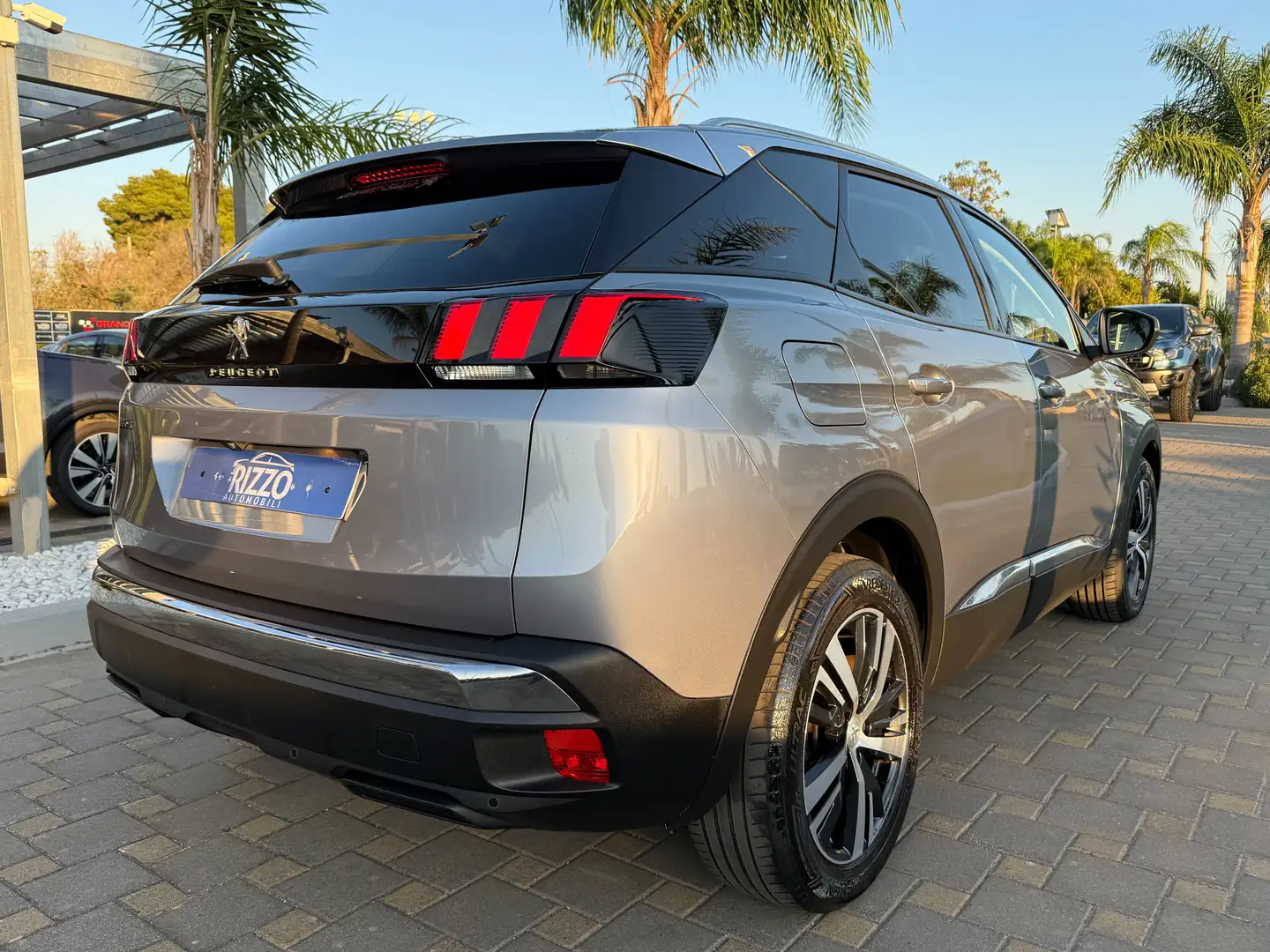 Peugeot 3008 1.5BLUEHDI EAT6 120CV GT-LINE FULL LED NAVI COCKPI Grigio - 2