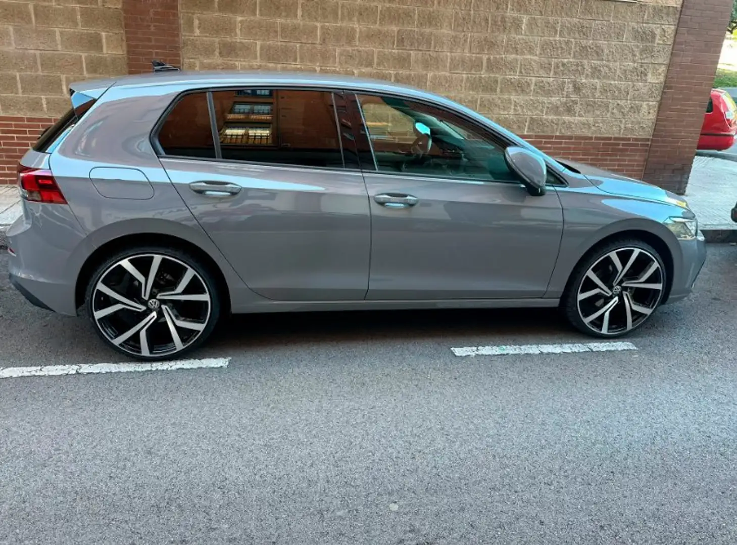 Volkswagen Golf Golf 1.0 TSI 81kW Gris - 1