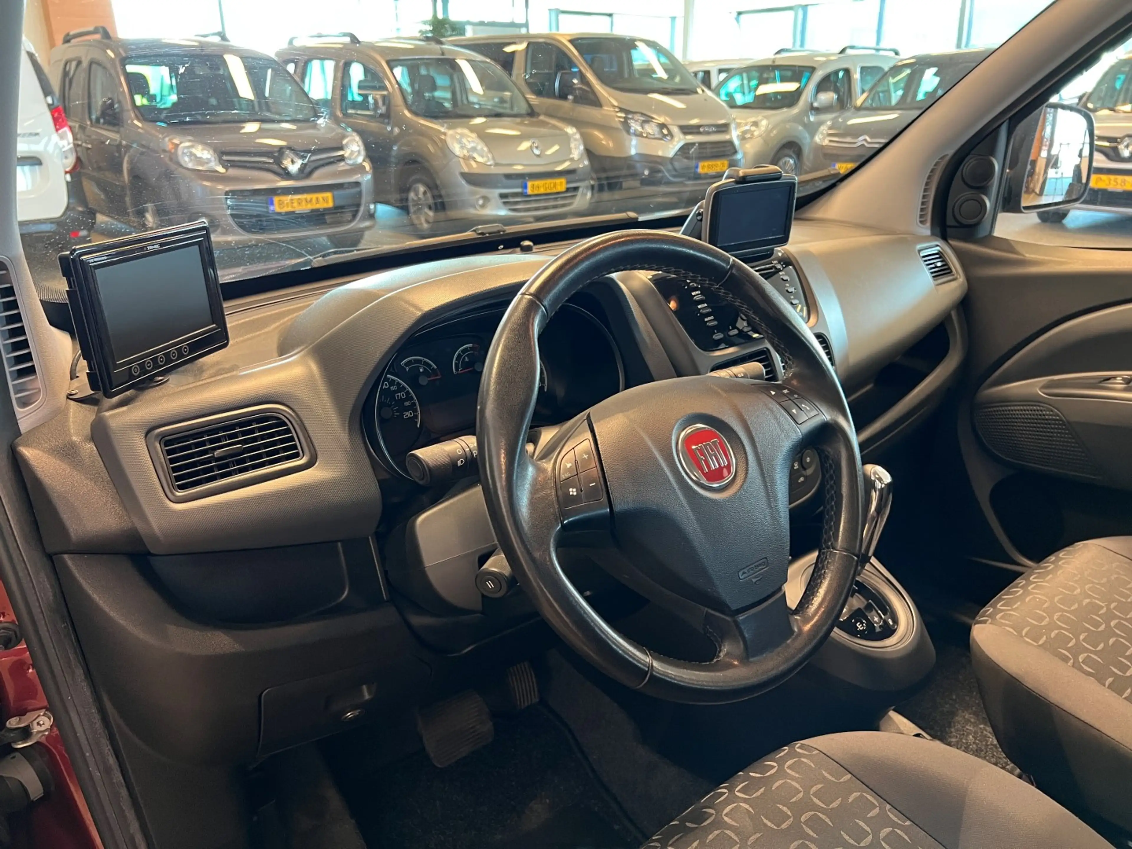 Fiat Doblo DOBLO — photo 9