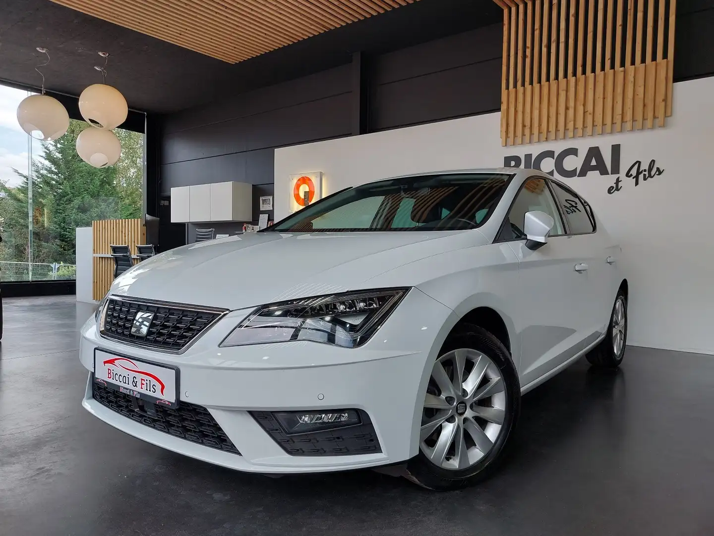 SEAT Leon 1.6 CR TDi Style DSG (EU6.2) Blanc - 1