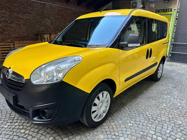 Opel Combo 1.4 Vettura 7 POSTI (NO BLOCCHI del TRAFFICO