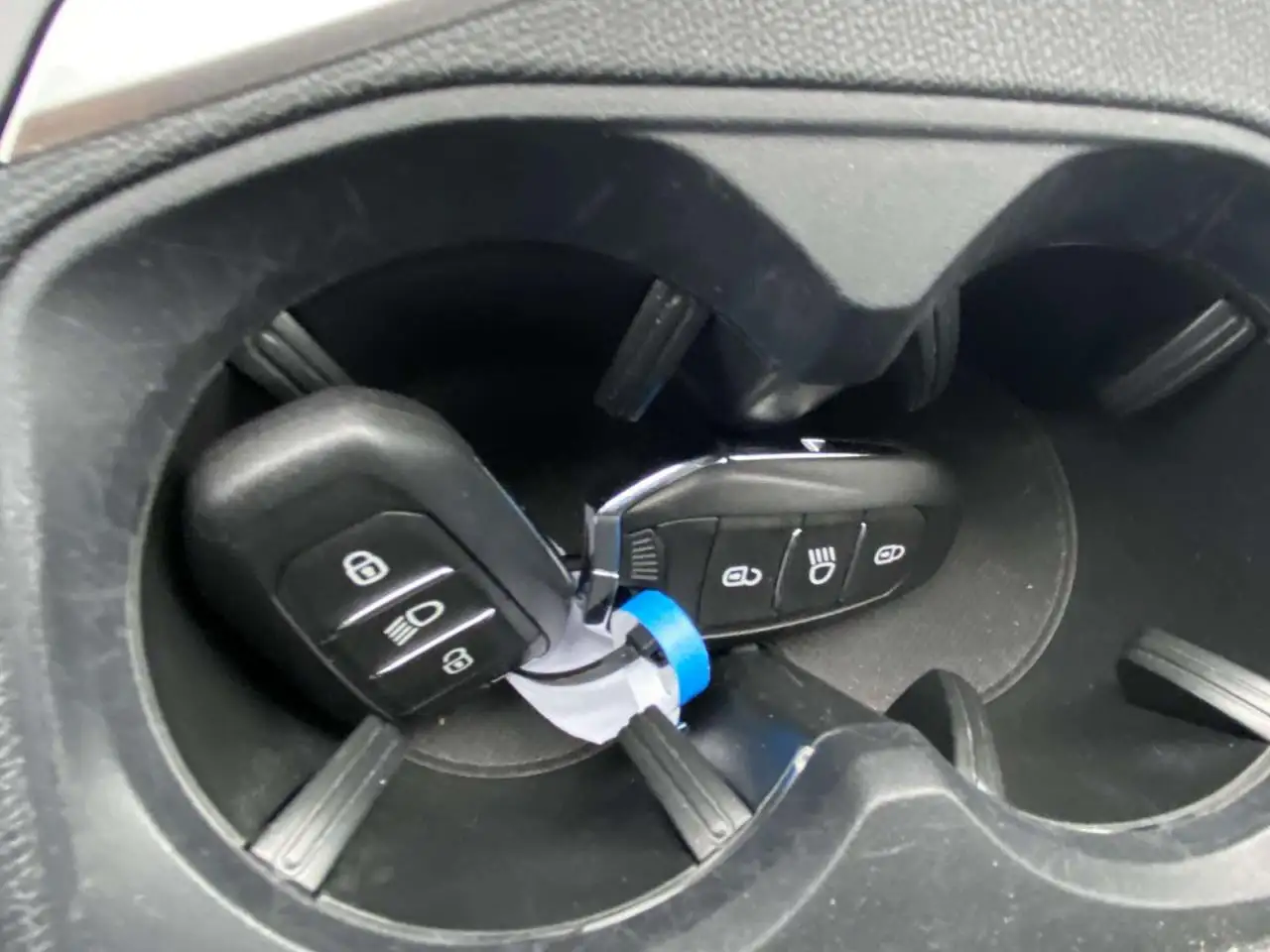 Peugeot 3008 3008 — photo 11