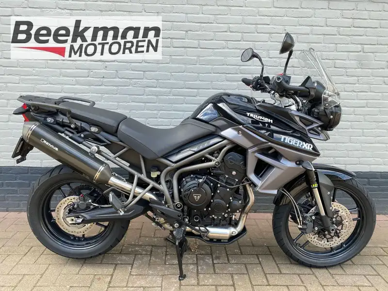 Triumph Tiger 800