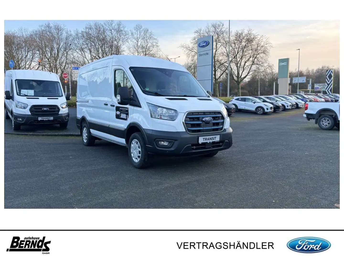 Ford Transit e-Transit 350 L2H2 Lkw HA Trend SYNC4 ACC KAMERA Weiß - 2