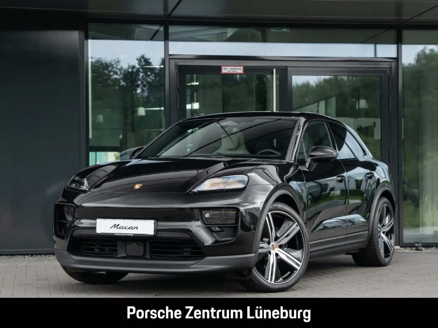 Porsche Macan 4 BOSE Panoramadach Surround View LED Schwarz - 1