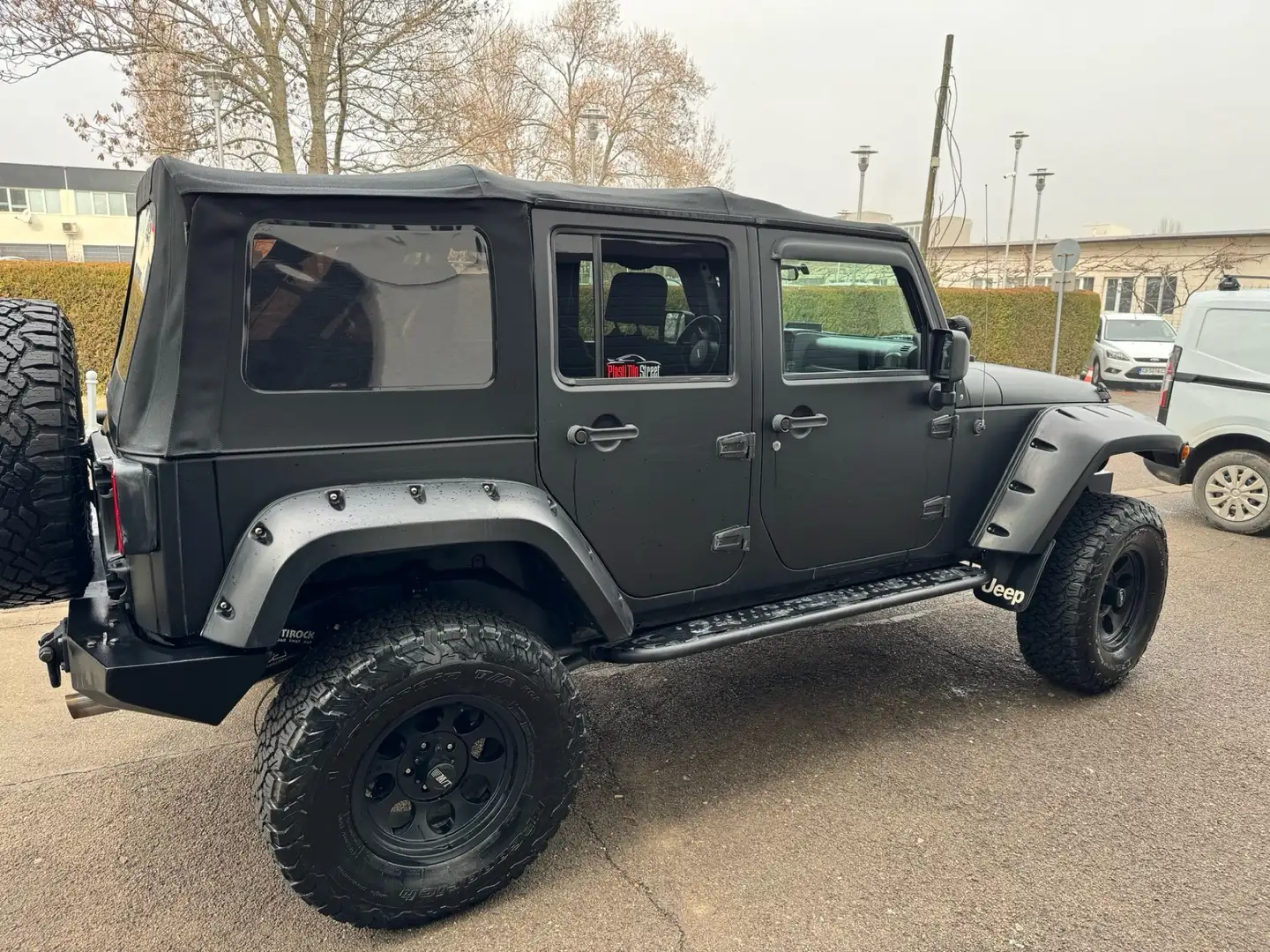 Jeep Wrangler Unlimited 3.8 Sport Grau - 2