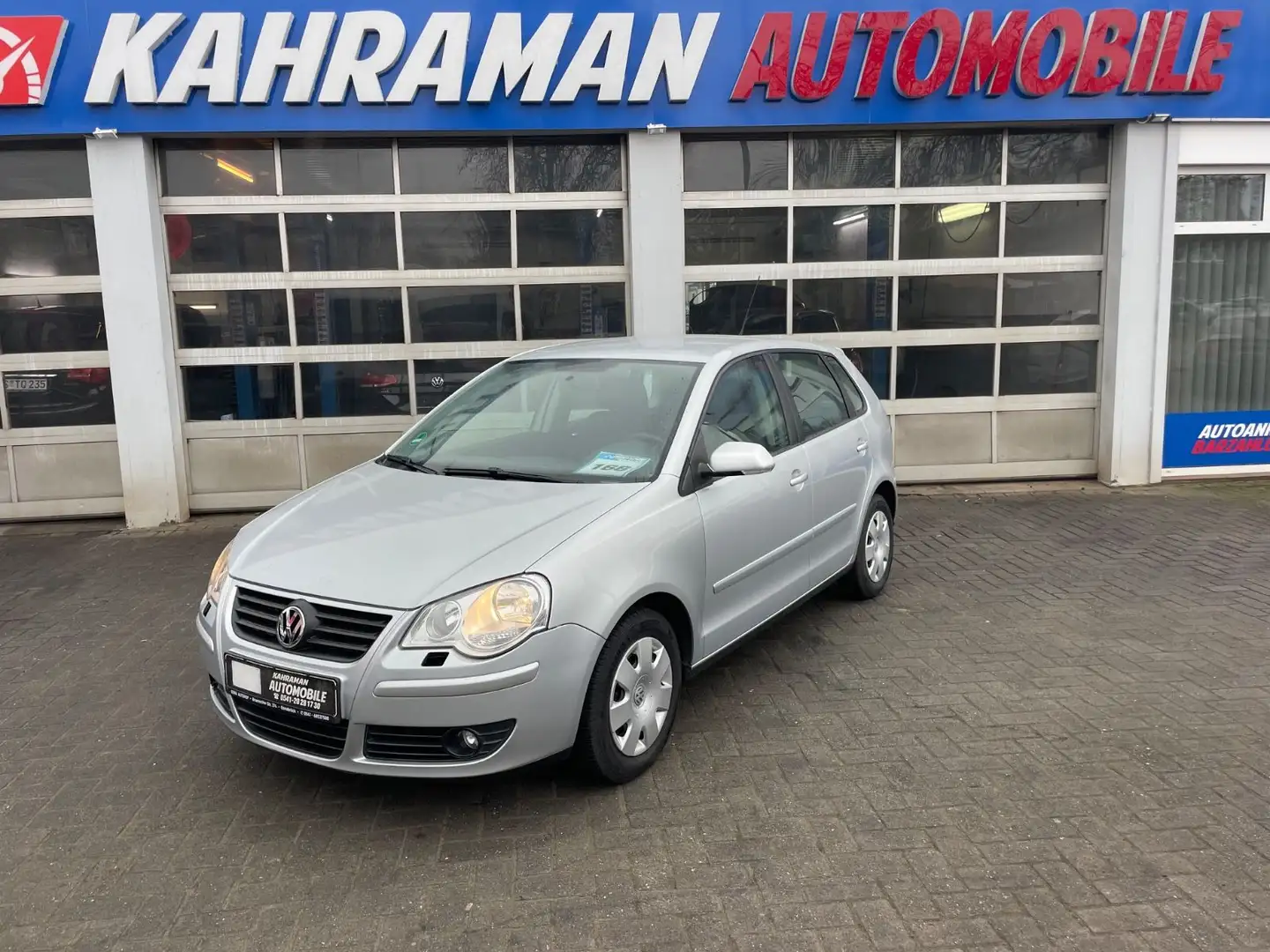 Volkswagen Polo IV Comfortline 1.4 Silber - 1