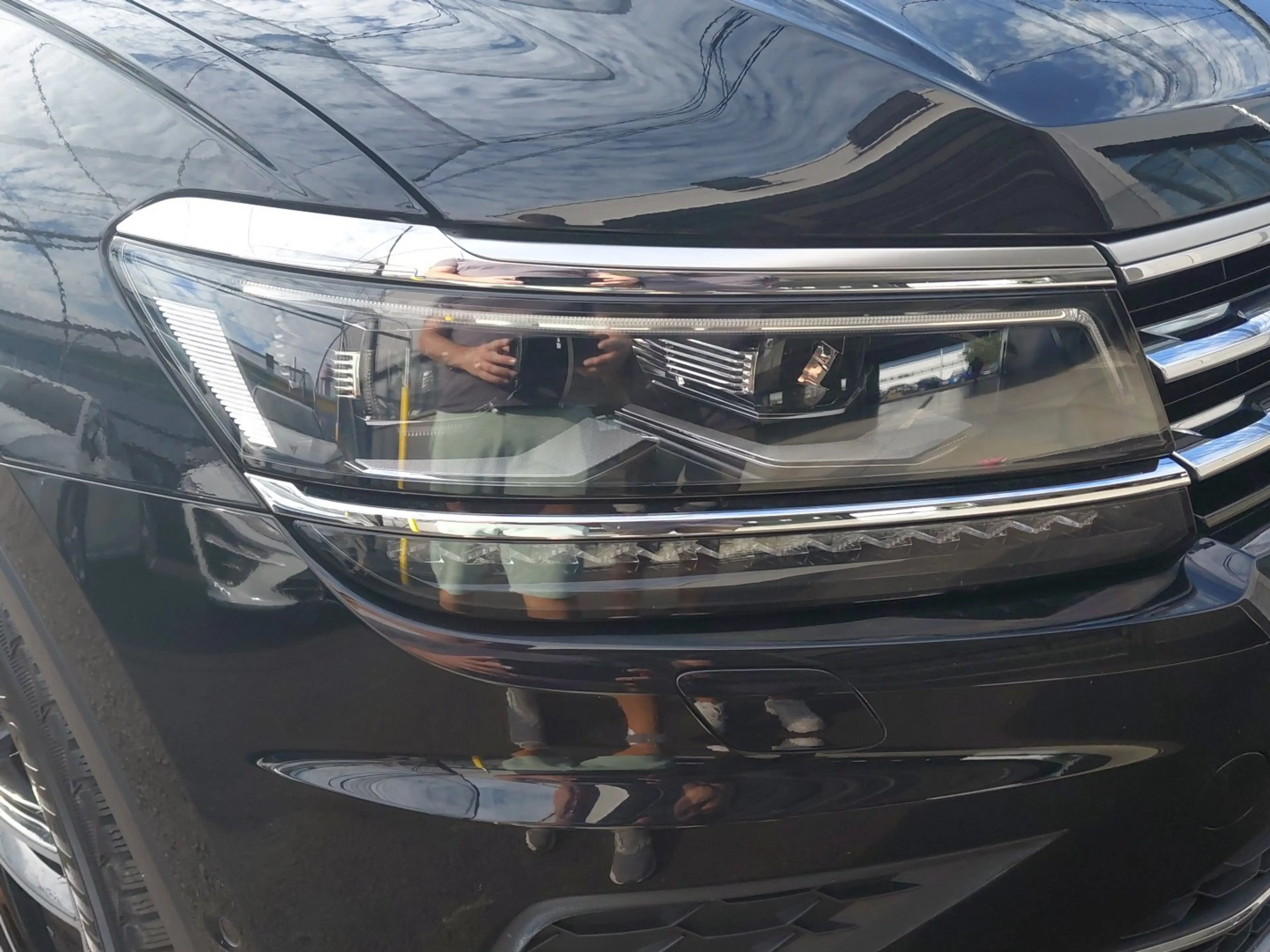 Volkswagen Tiguan Allspace HL TSI OPF DSG 5-Sitzer — photo 7