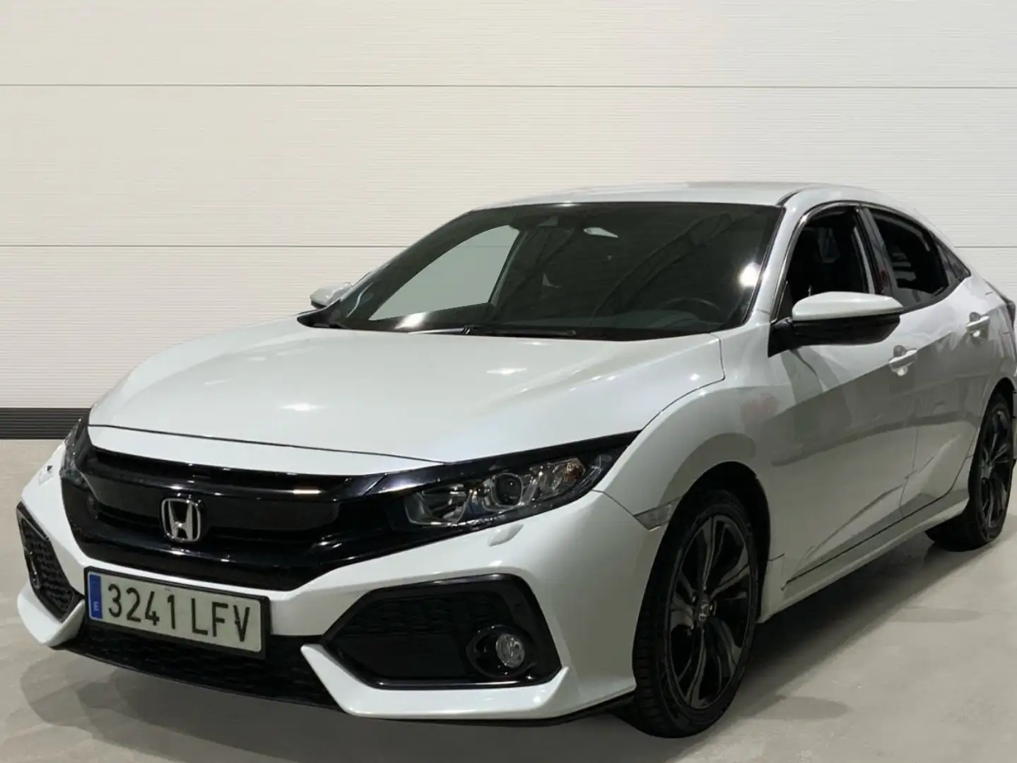 Honda Civic 1.0 I-VTEC TURBO ELEGANCE NAV Wit - 1
