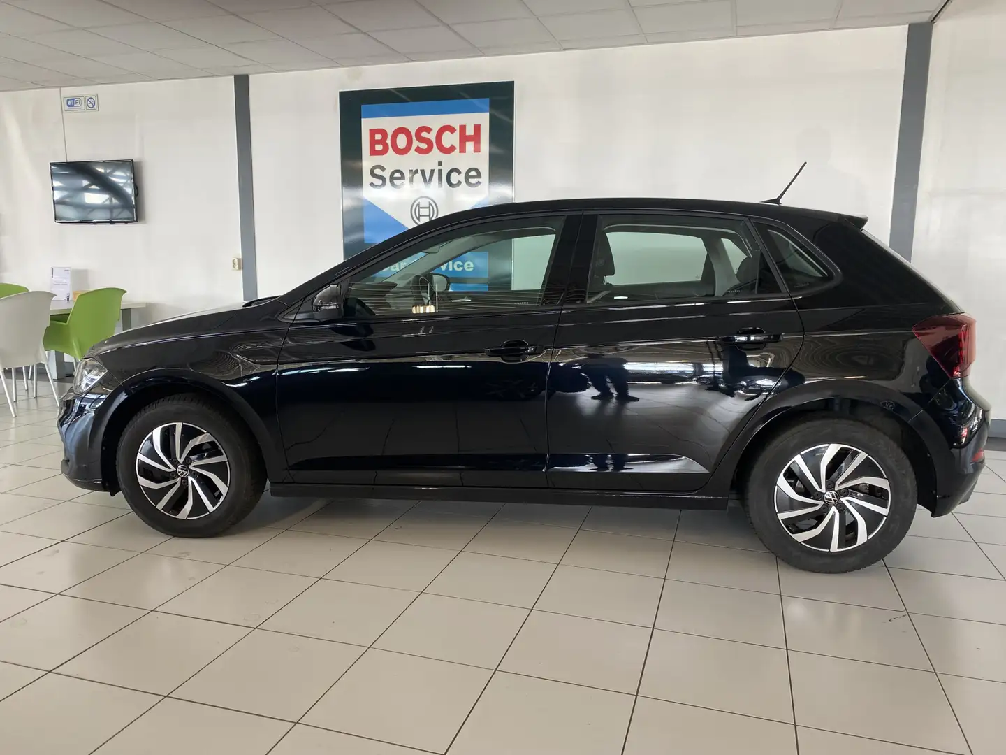 Volkswagen Polo 1.0 TSI Life automaat Apple Carplay Android  /Virt Zwart - 2