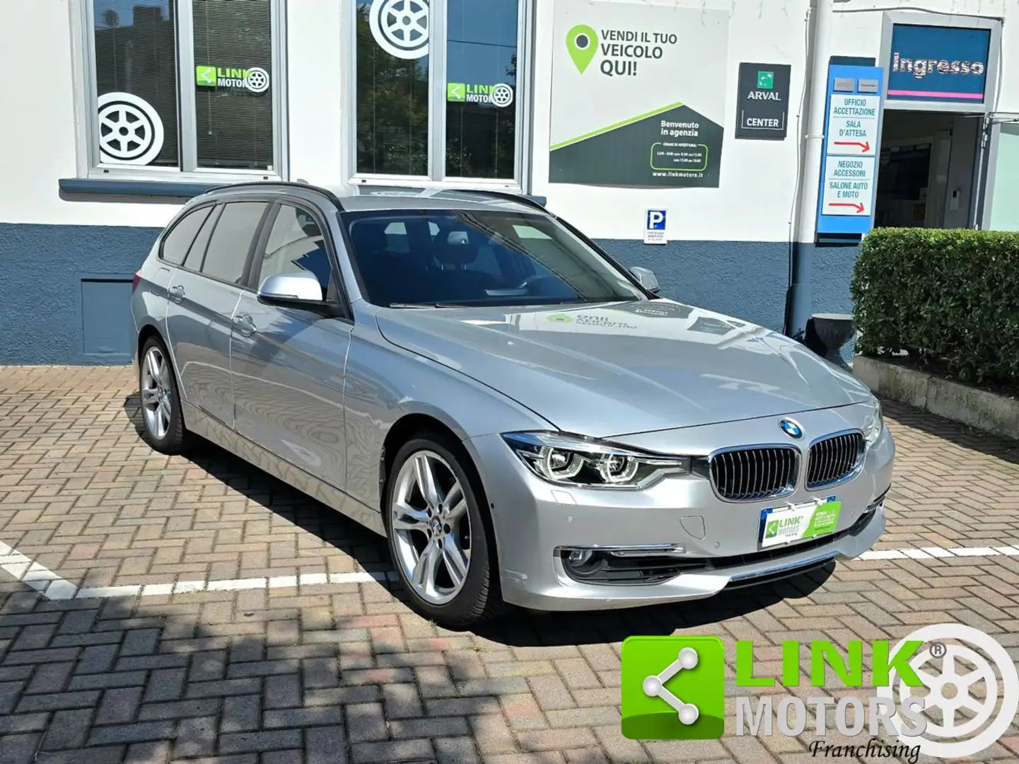 BMW 320 d Touring Business Advantage aut. Argent - 1