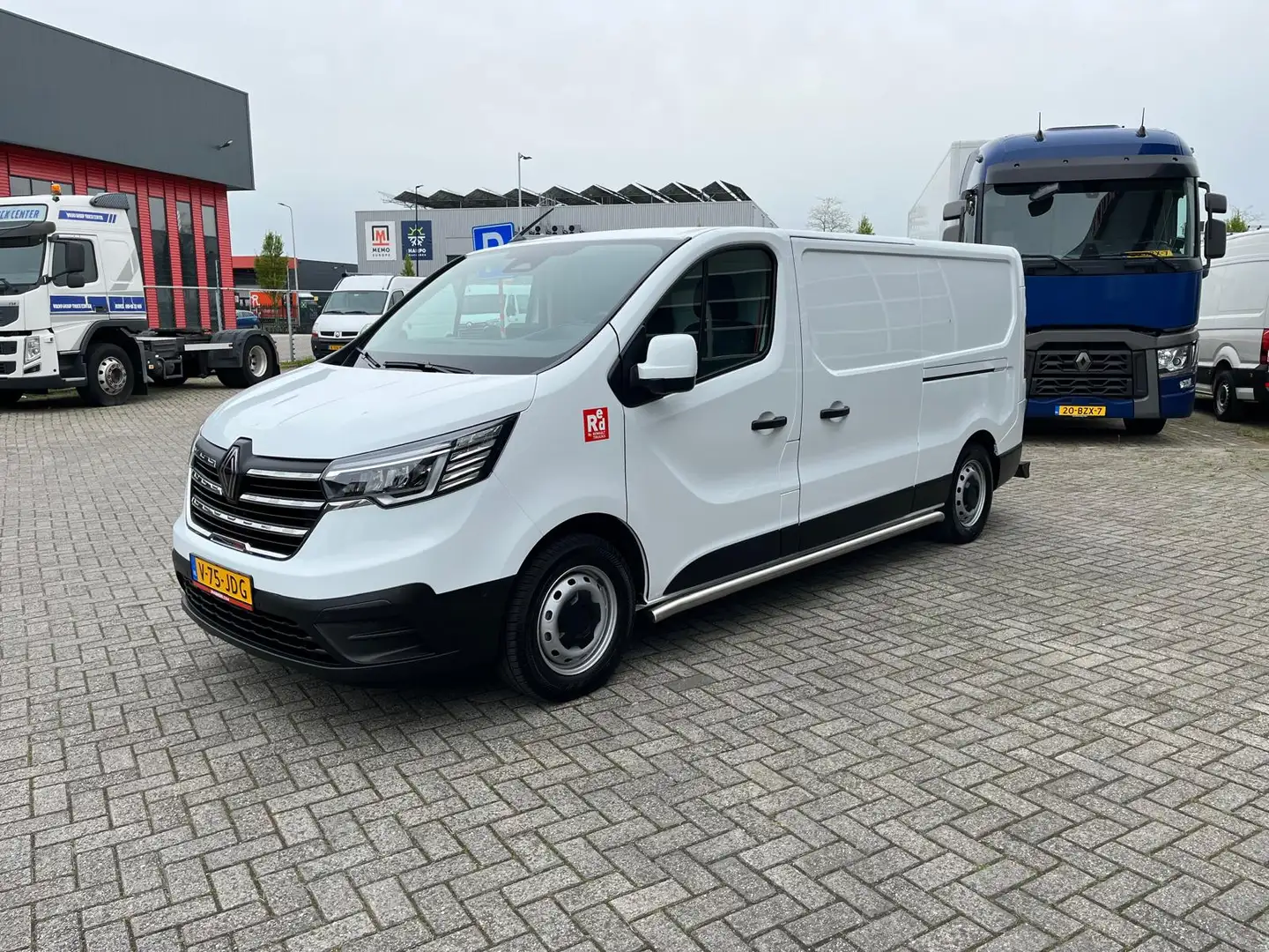 Renault Trafic E-Tech Red L2 H1, Airco, Camera schuifdeur L+ R Wit - 1