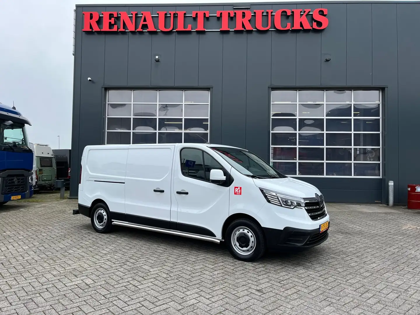 Renault Trafic E-Tech Red L2 H1, Airco, Camera schuifdeur L+ R Wit - 2