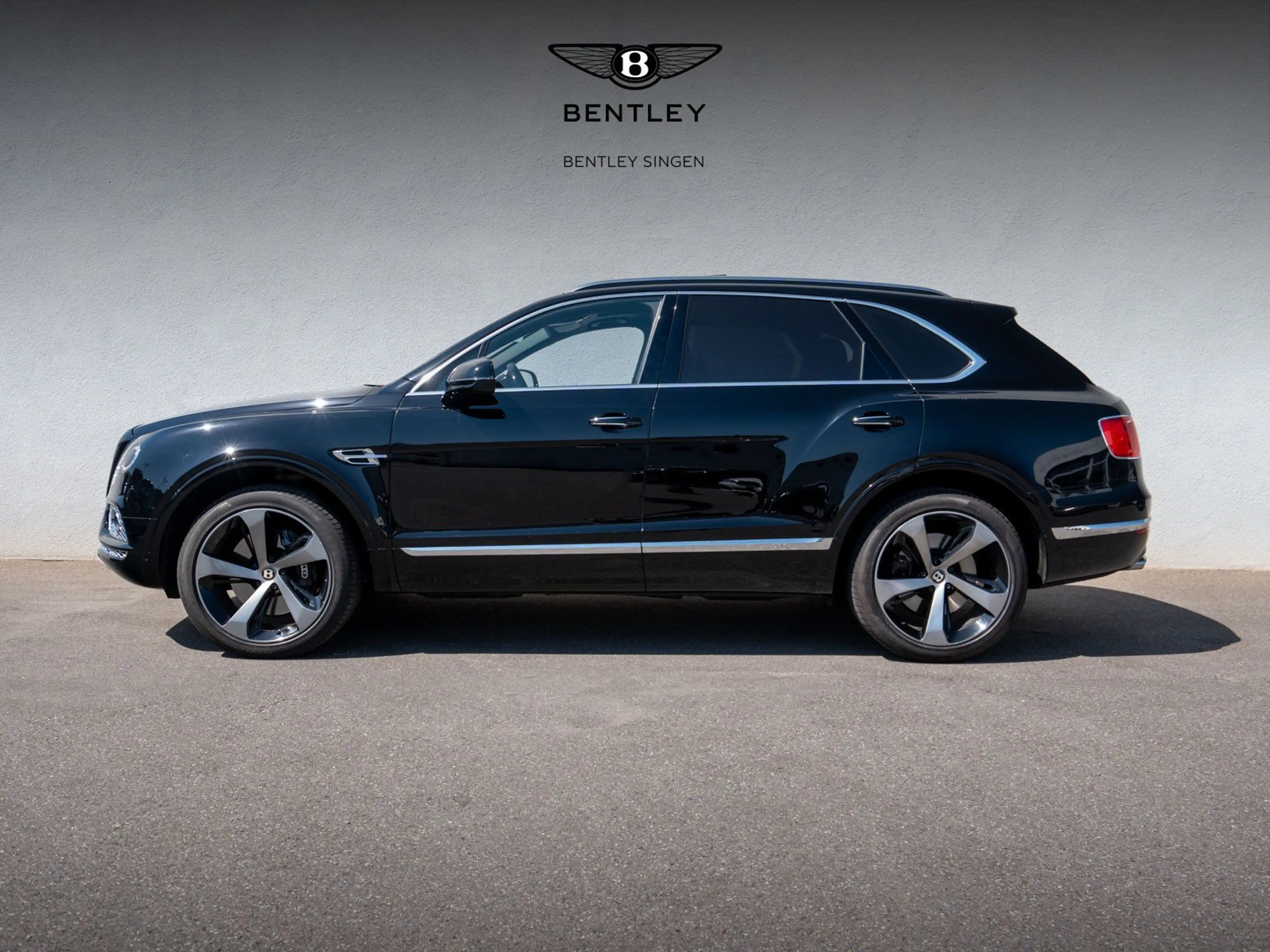 Bentley Bentayga V8 Breitling Diamant-Uhr & Centenary-Spec. — photo 2
