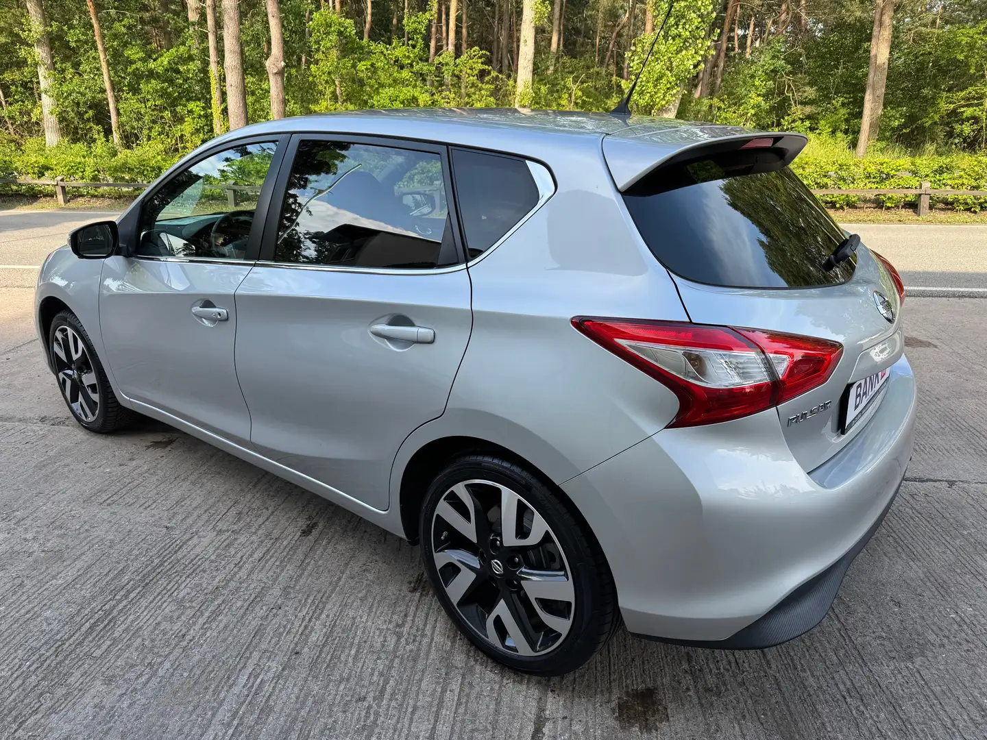 Nissan Pulsar N-Connecta Šedá - 2