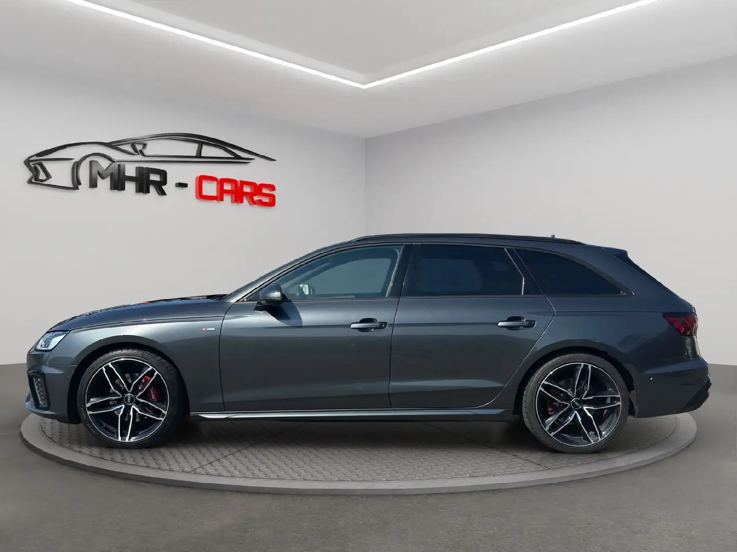 Audi A4 40 quattro 2.0 TDI S line Grau - 2