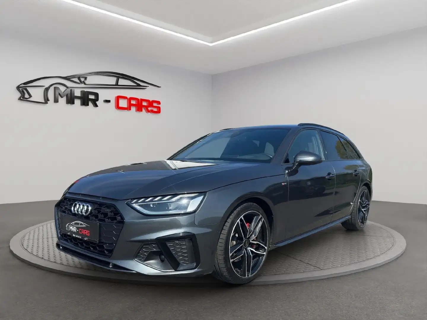 Audi A4 40 quattro 2.0 TDI S line Grau - 1
