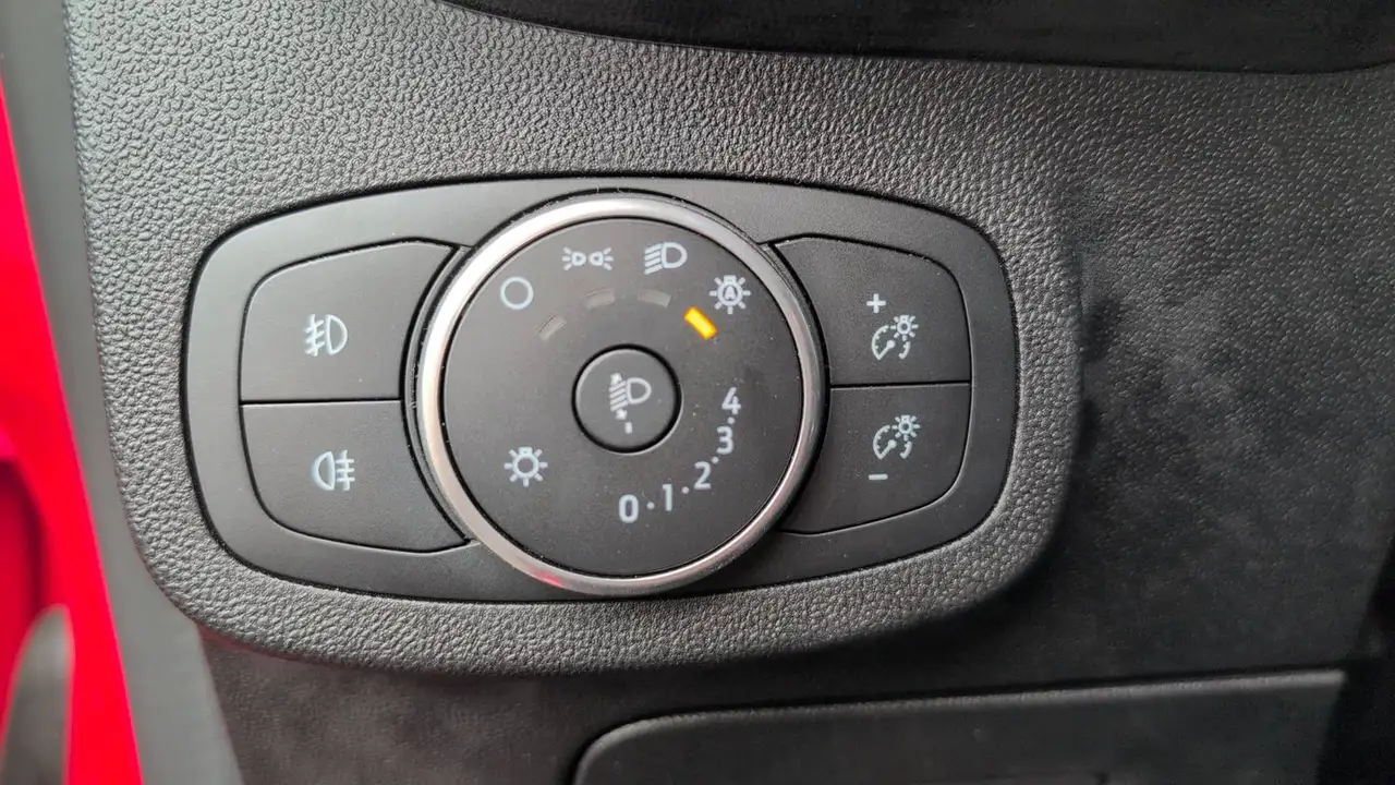 Ford Fiesta 5 portes — photo 26