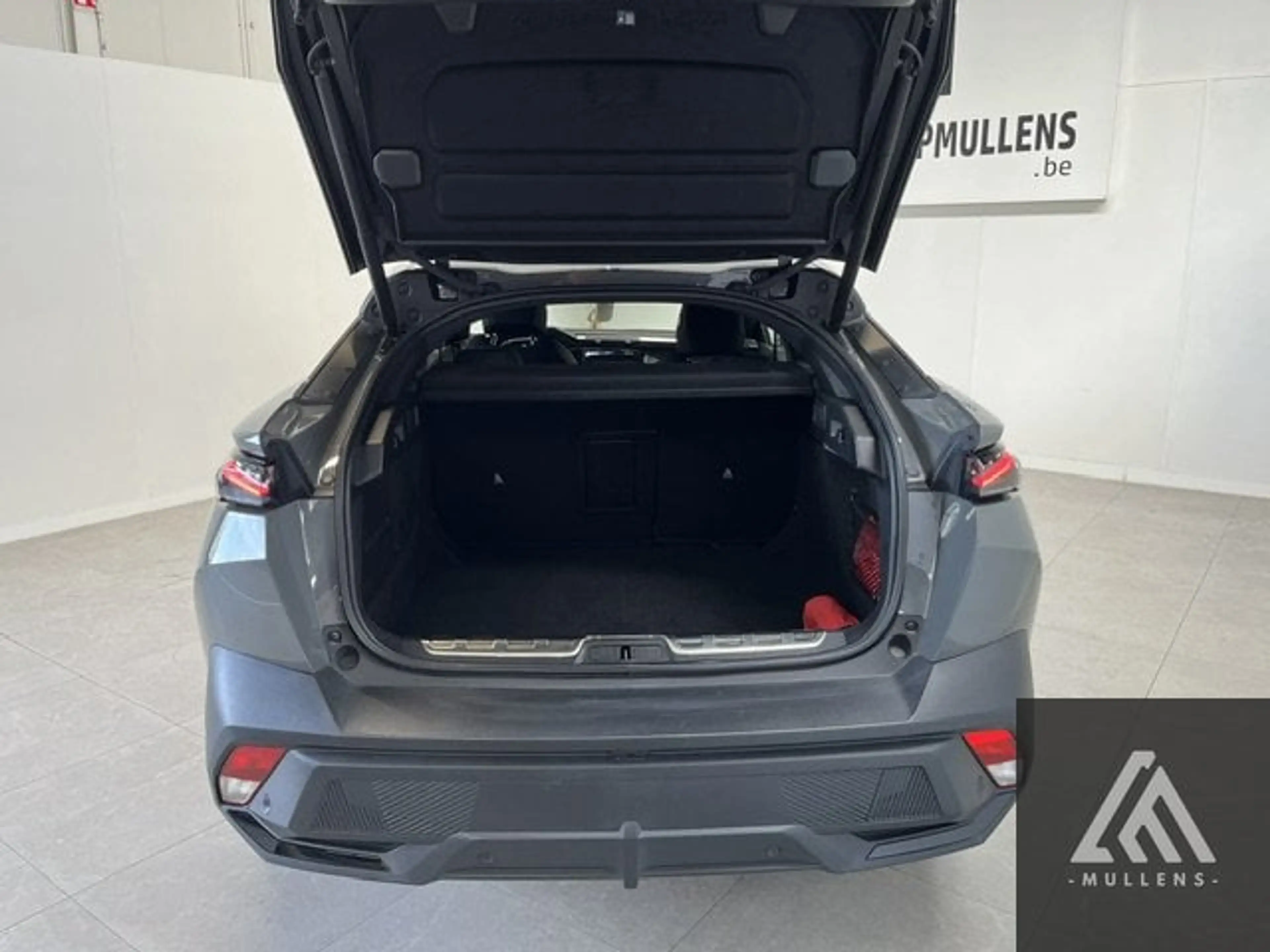 Peugeot 408 Hybrid GT e-DSC6 — photo 8
