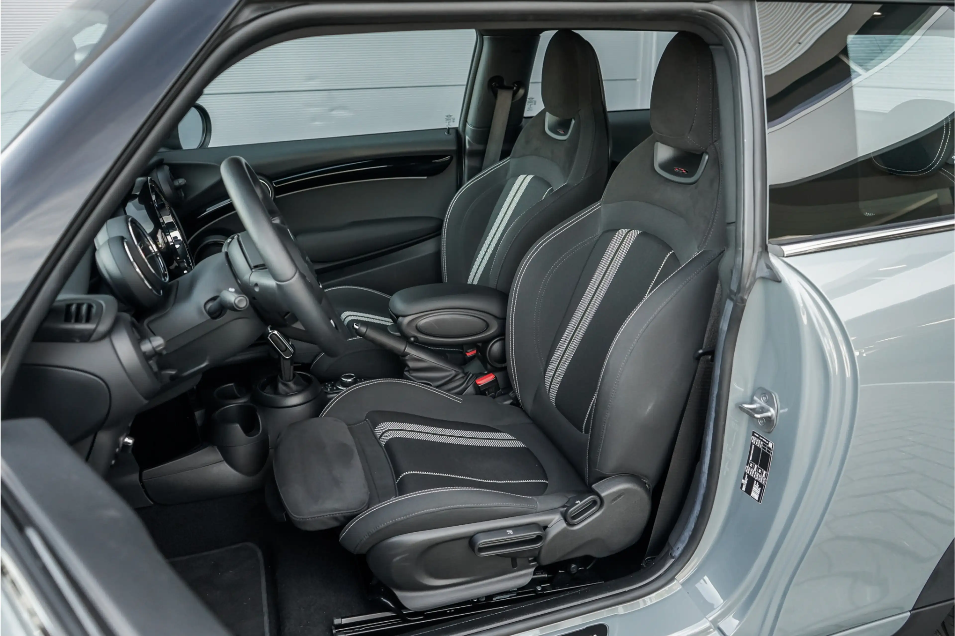 MINI John Cooper Works 3-Deurs 1.5 Cooper CarPlay 37.000 KM — photo 5