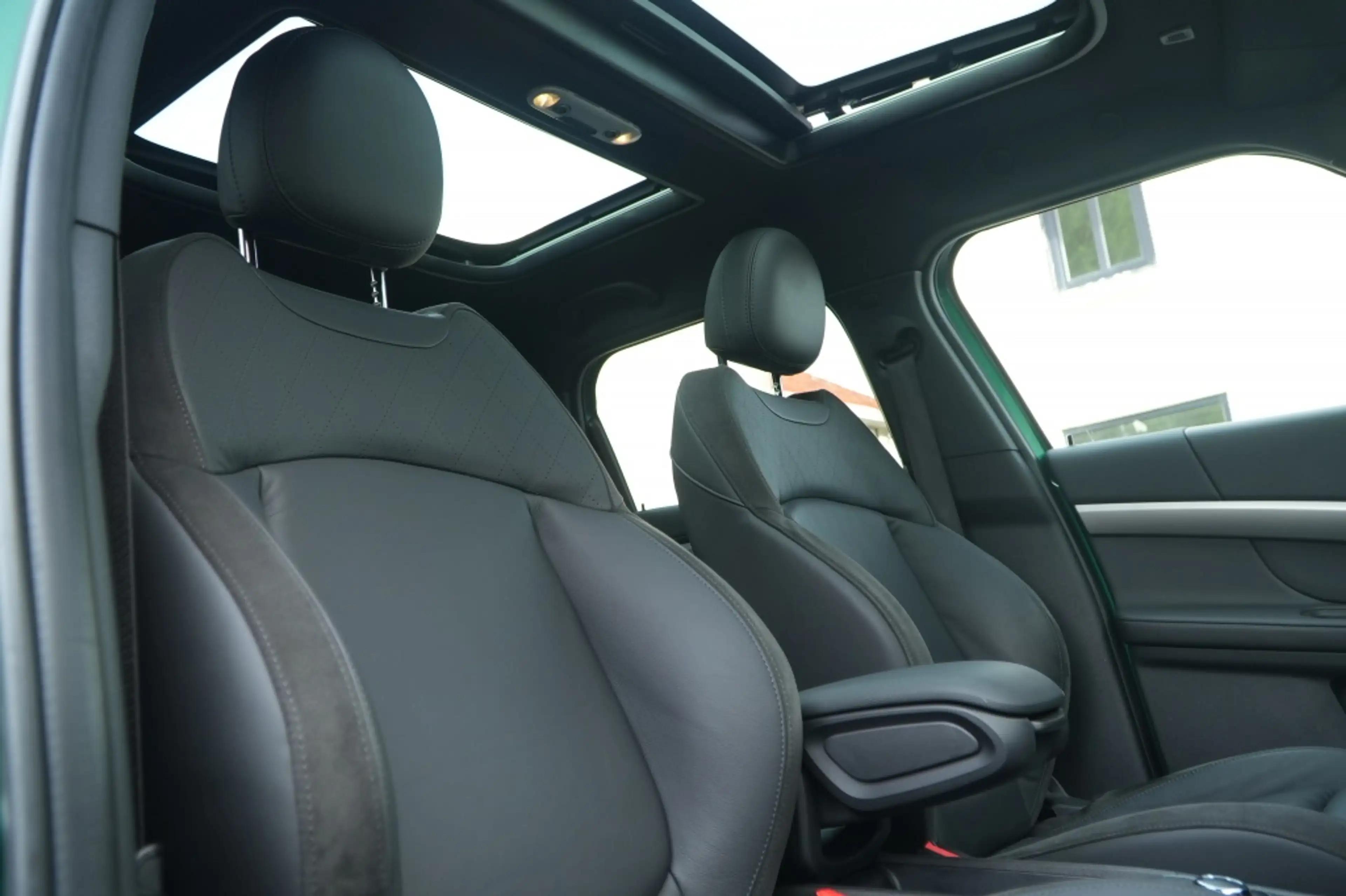MINI Cooper SE Countryman Mini 2.0 ALL4 I Pano I ACC I Head-up — photo 13