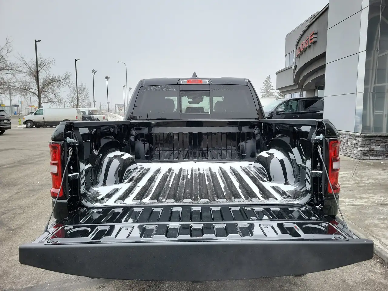 RAM 1500 снимка RAM 1500