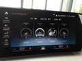 BMW iX1 30 4x4 Aut. *NP: € 69.750,- / SKY / MATRIX-LED ... crna - thumbnail 7