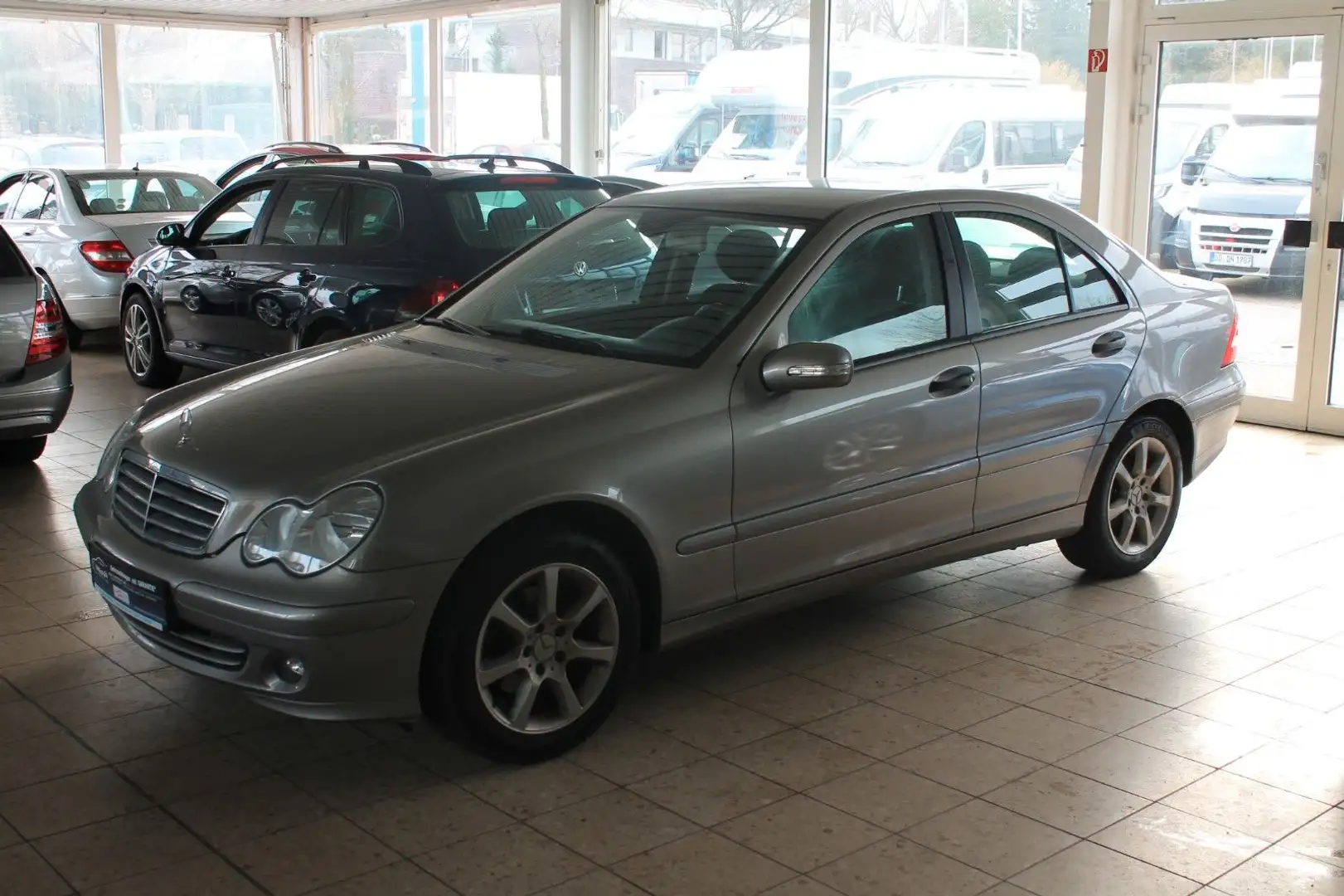 Mercedes-Benz C 180 C -Klasse Lim. C 180 Kompressor Silber - 2
