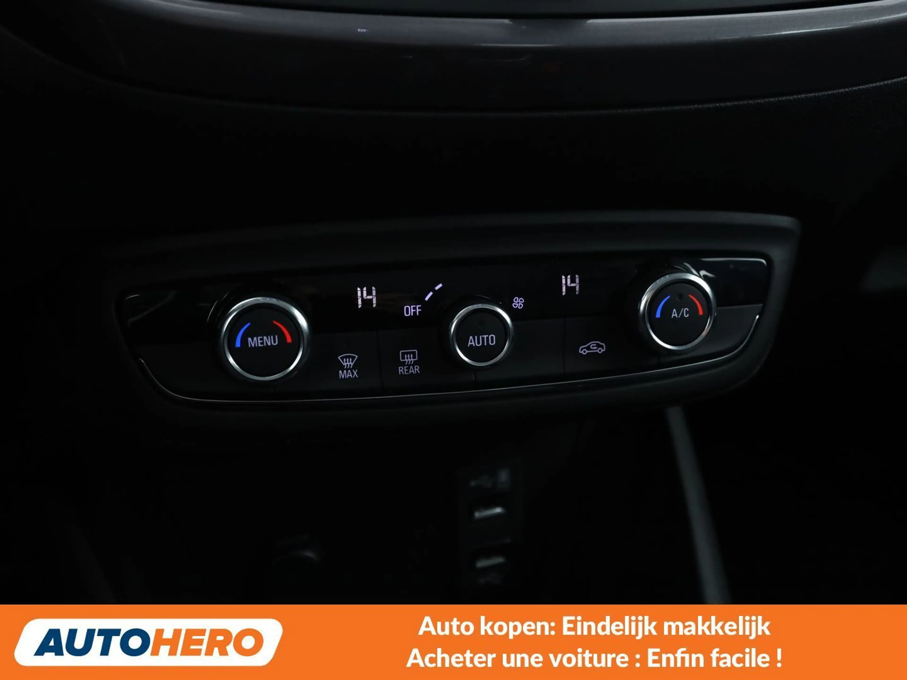 Opel Crossland X 1.2 Turbo Elegance — photo 12