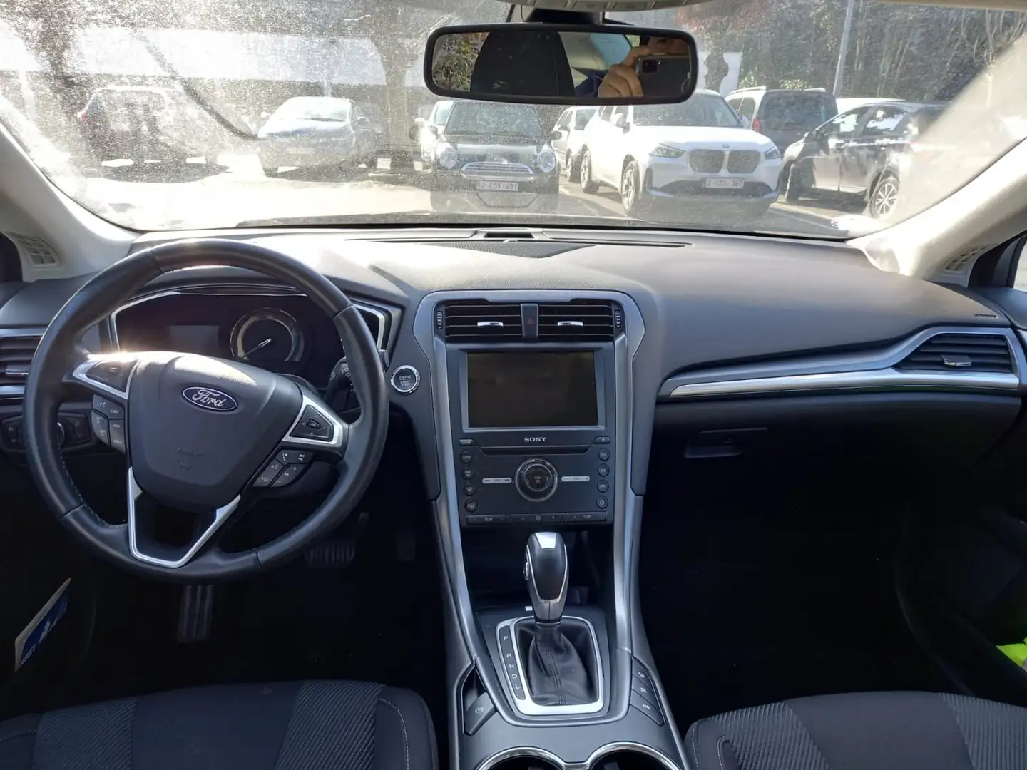 Ford Mondeo 2.0 EcoBoost Titanium Grijs - 2
