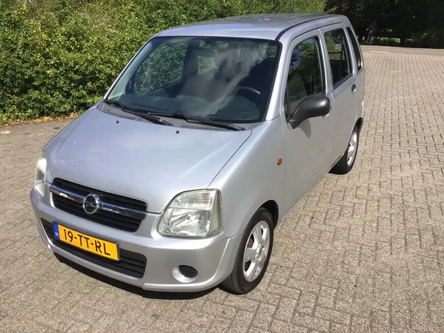 Opel Agila 1.2-16V FLEXX Grau - 1