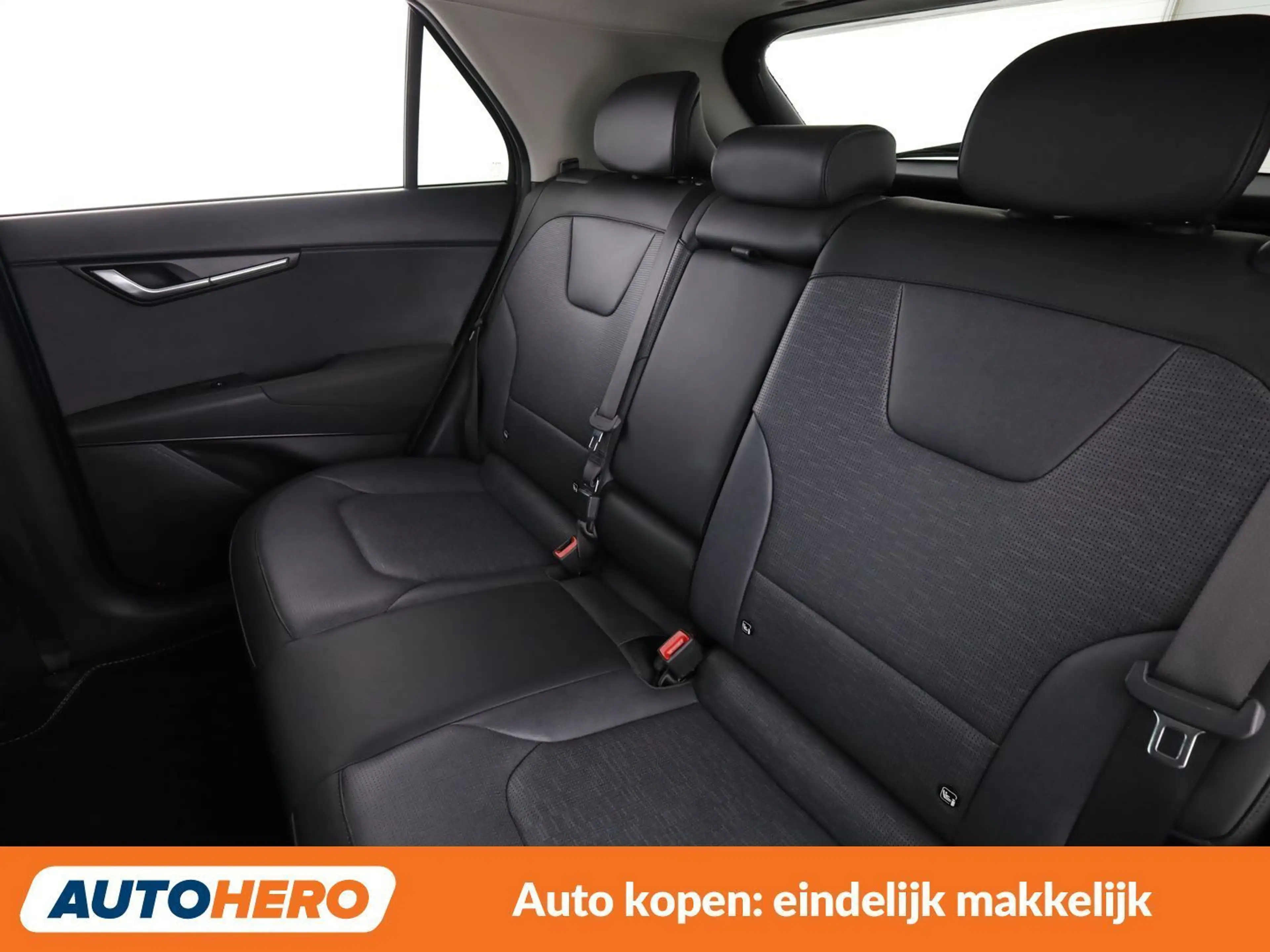 Kia e-Niro electric drive 150 kW Premium — photo 15