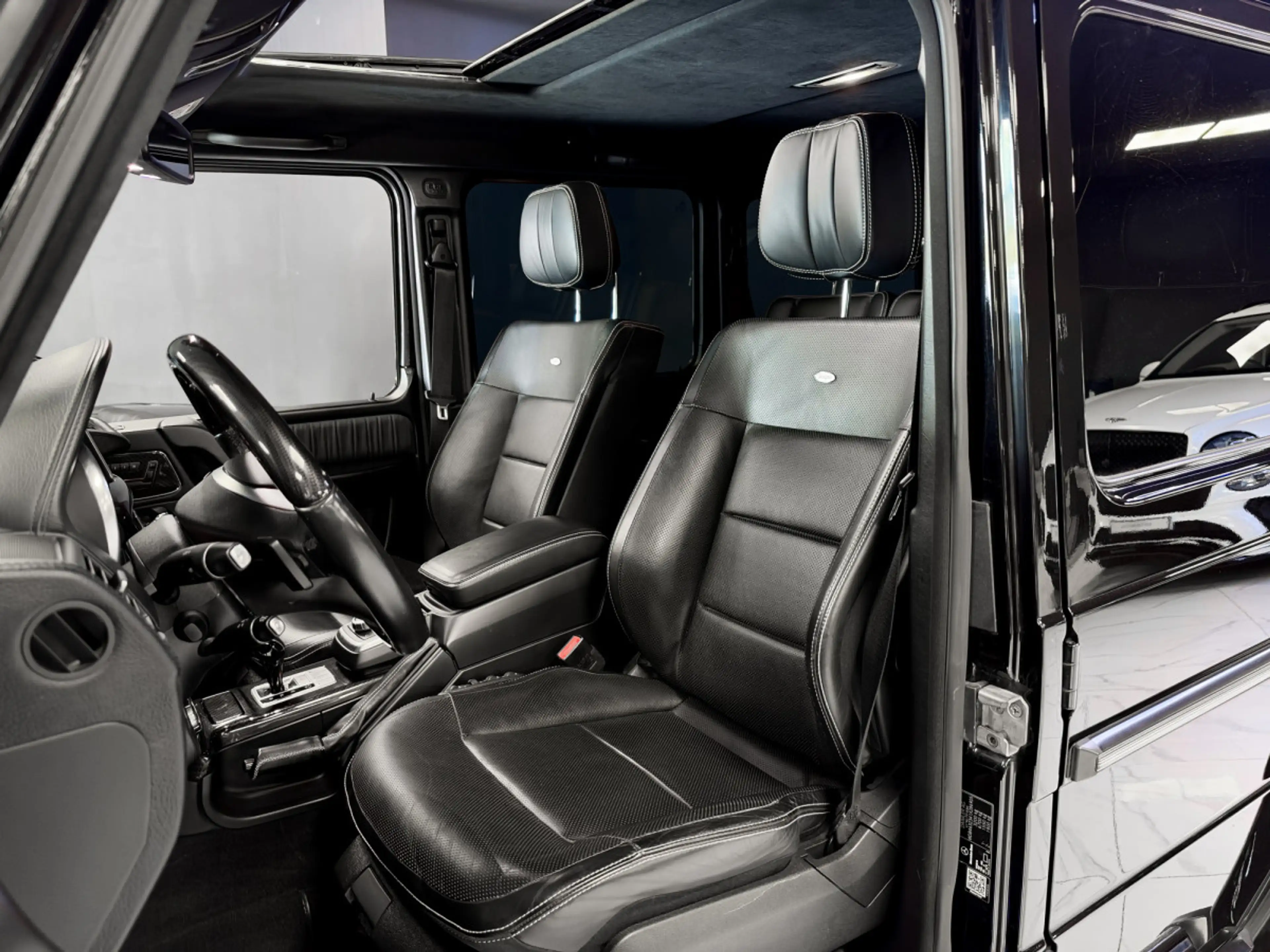 Mercedes-Benz G 500 V8 AMG - Full service — photo 13