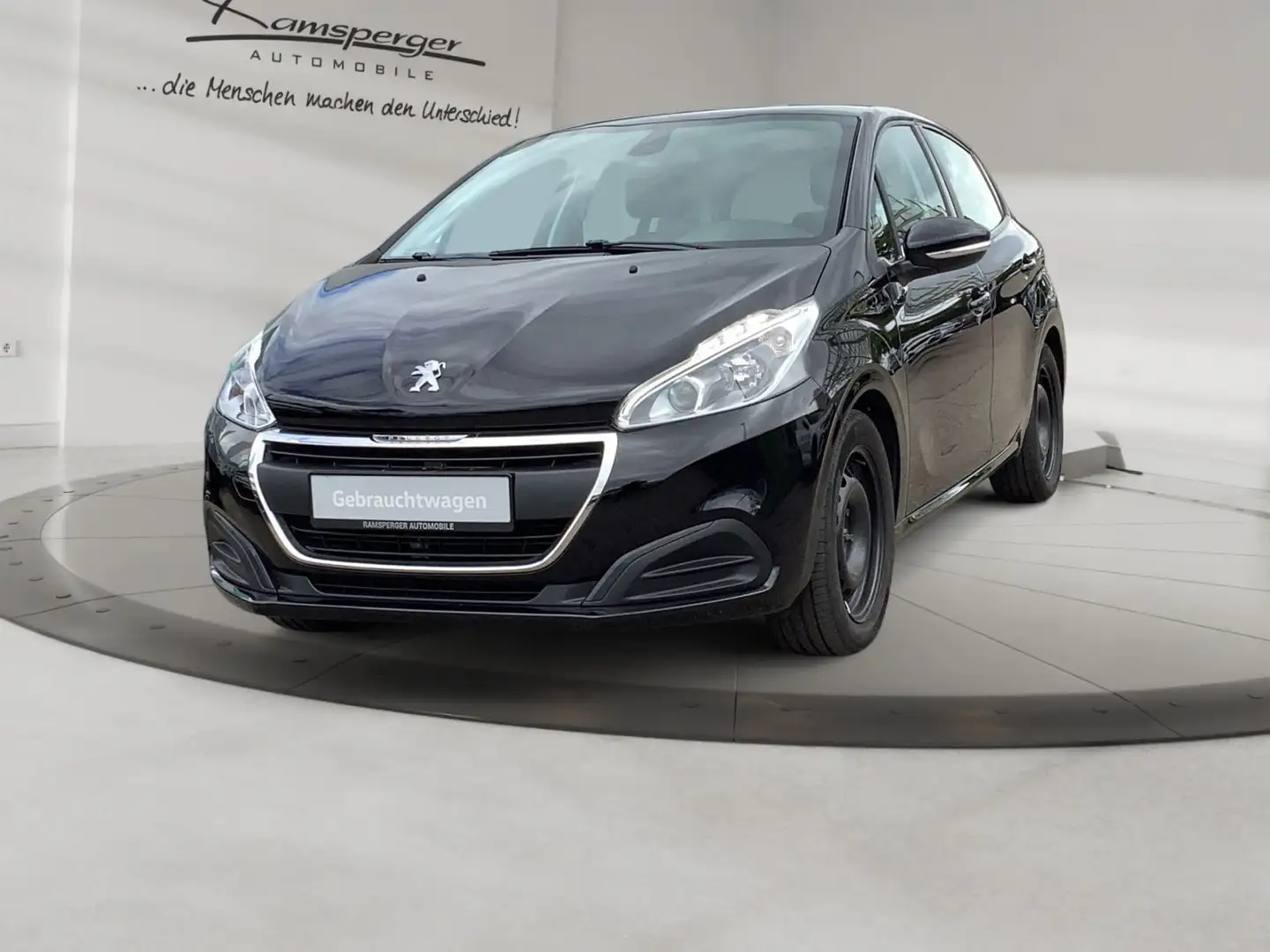 Peugeot 208 C 1.2 Klima GRA Klima SHZ Kamera PDC Schwarz - 2