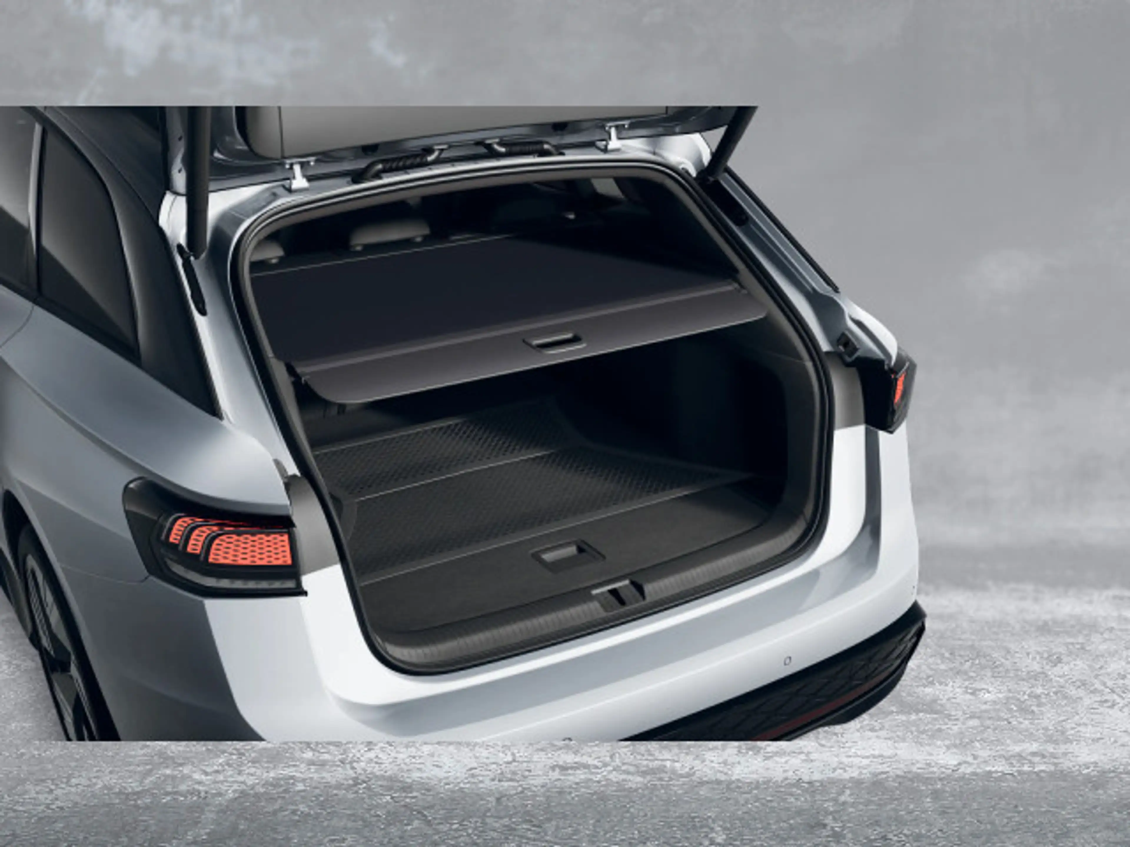 Volkswagen ID.7 Tourer GTX 4M 5JG+AHK+PANO+HARMAN+HuD+360° — photo 8