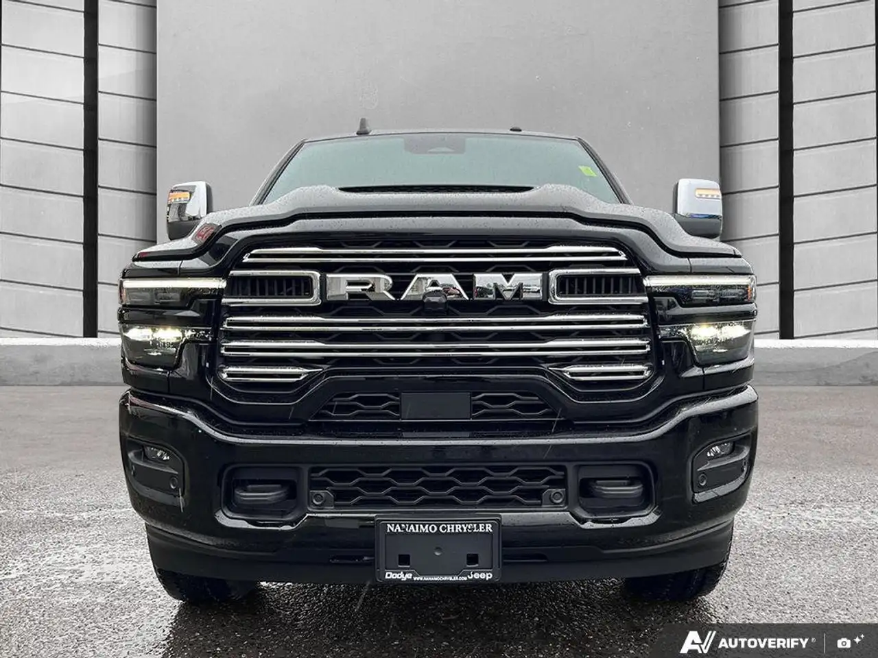 RAM 3500 снимка RAM 3500