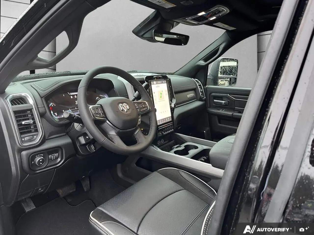 RAM 3500 снимка RAM 3500