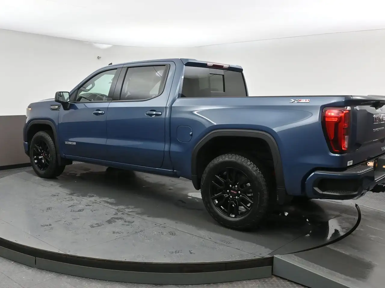 GMC Sierra 1500 снимка GMC Sierra 1500