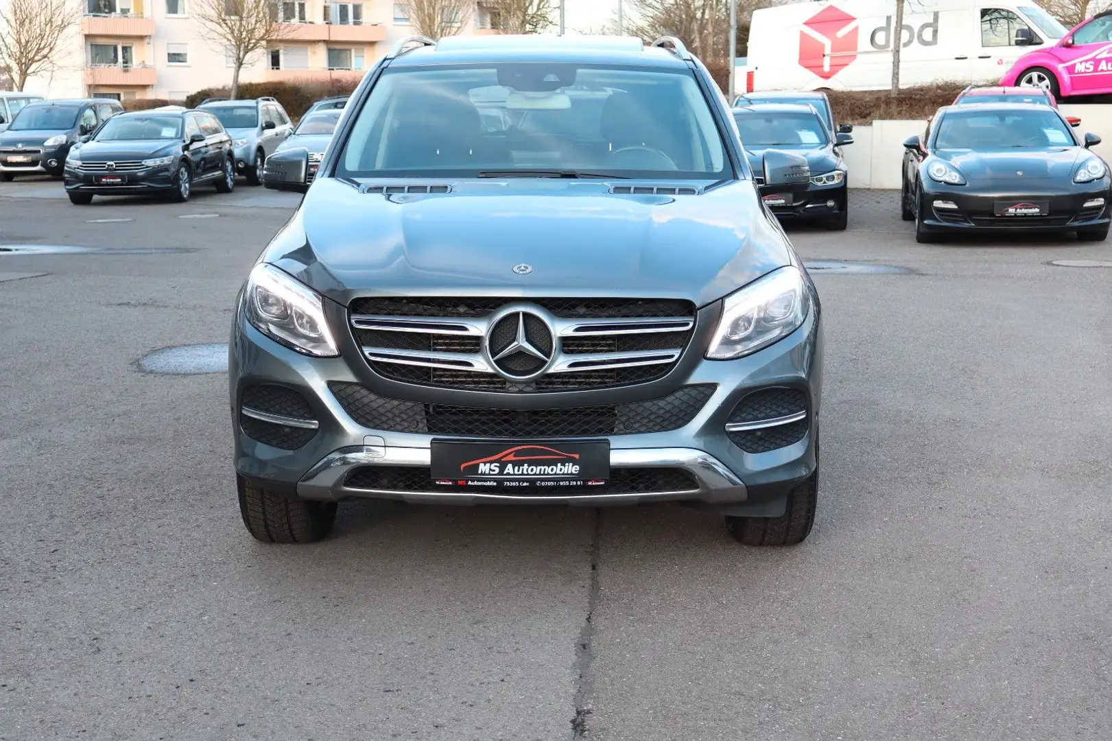 Mercedes-Benz GLE 350 d 4-Matic Comand_Kamera_LED_Glasdach_AHK Grau - 2