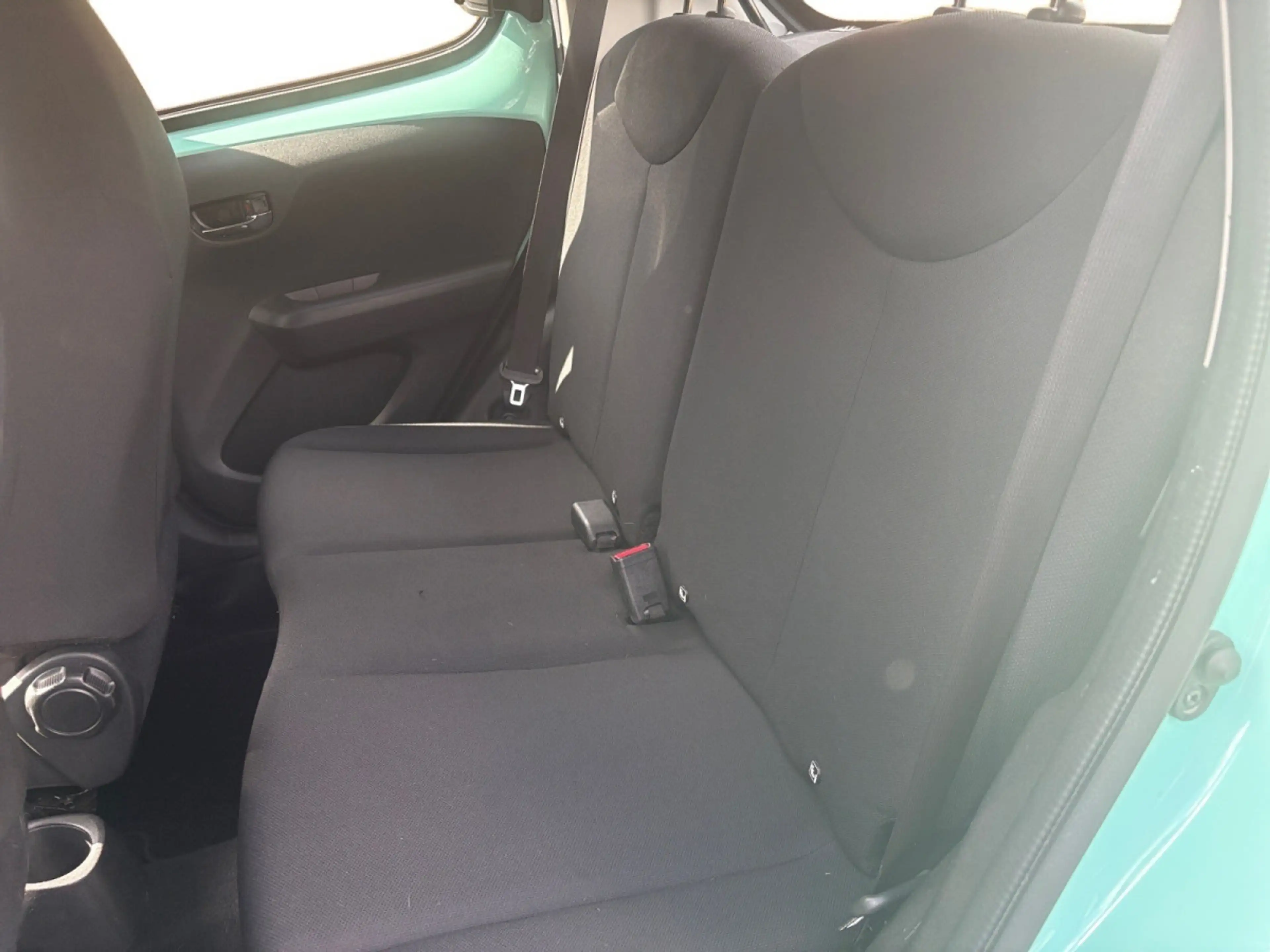 Citroen C1 1.0i Vti Shine — photo 6