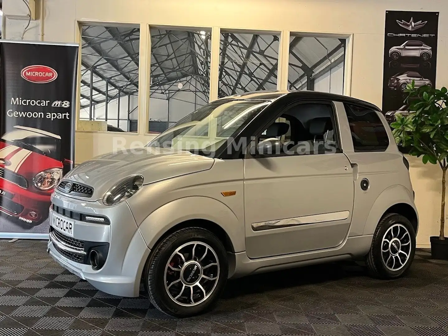 Microcar M.Go 2019 8 PS SILBERLINE Mopedauto 45 KM/H Silber - 1