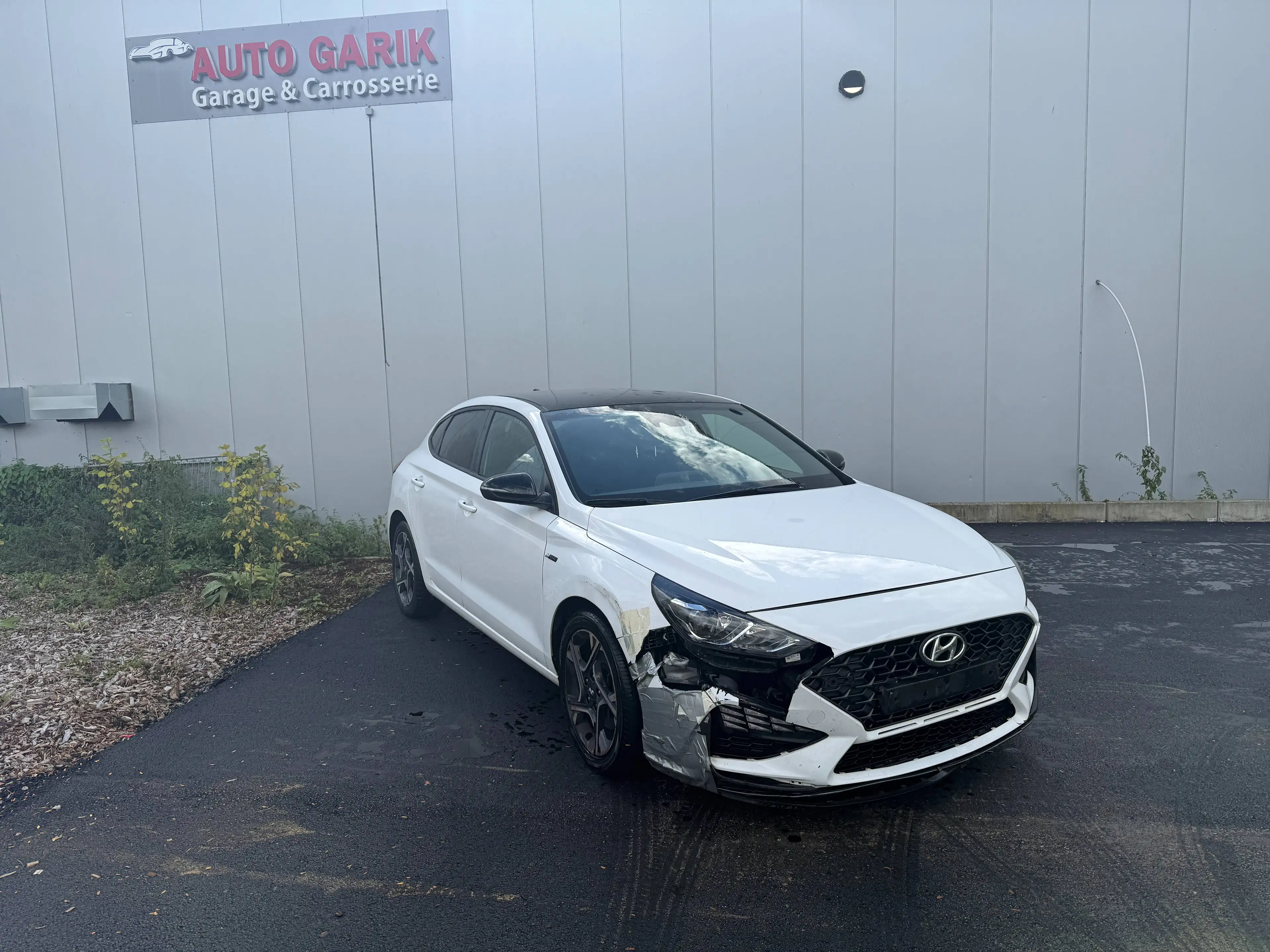 Hyundai i30 i30 Fastback 1.0 T-GDi MHEV Twist N-Line — photo 2