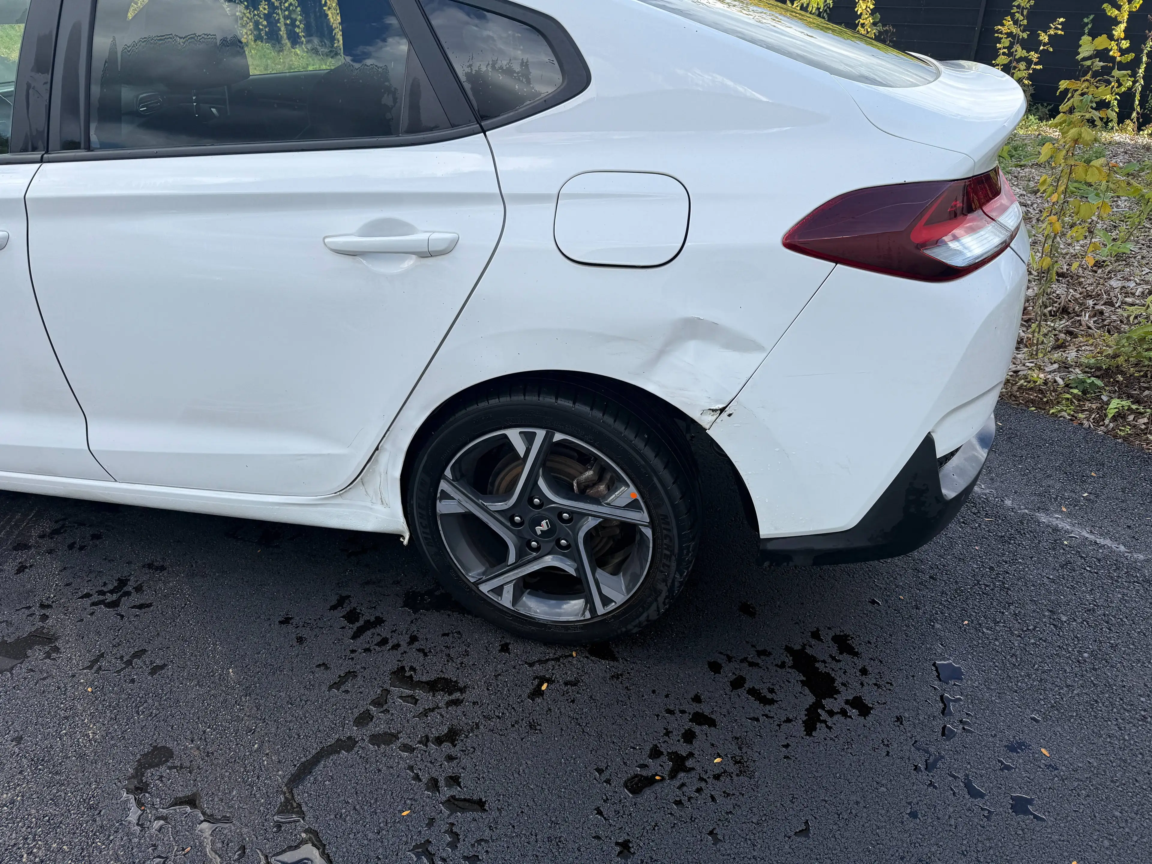 Hyundai i30 i30 Fastback 1.0 T-GDi MHEV Twist N-Line — photo 7