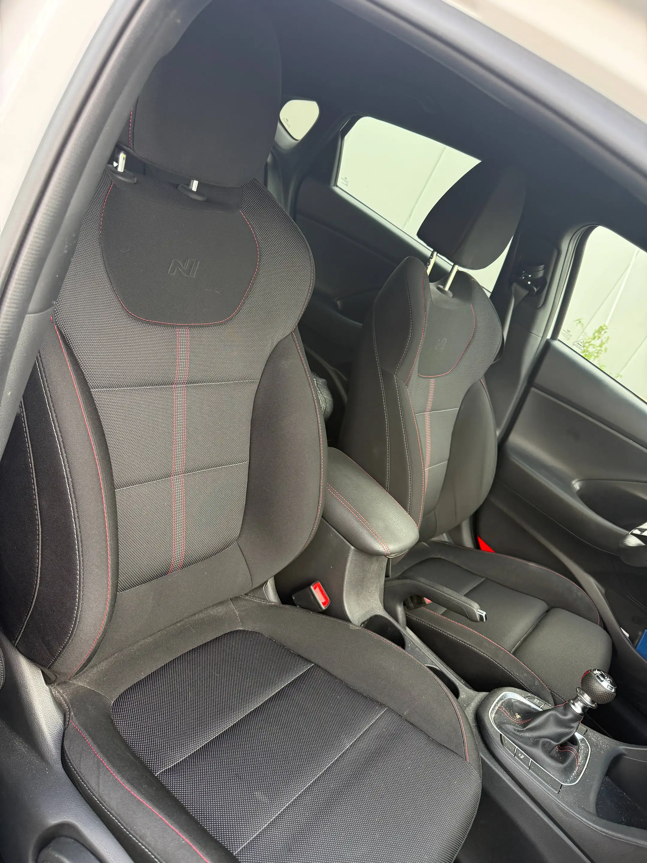 Hyundai i30 i30 Fastback 1.0 T-GDi MHEV Twist N-Line — photo 10