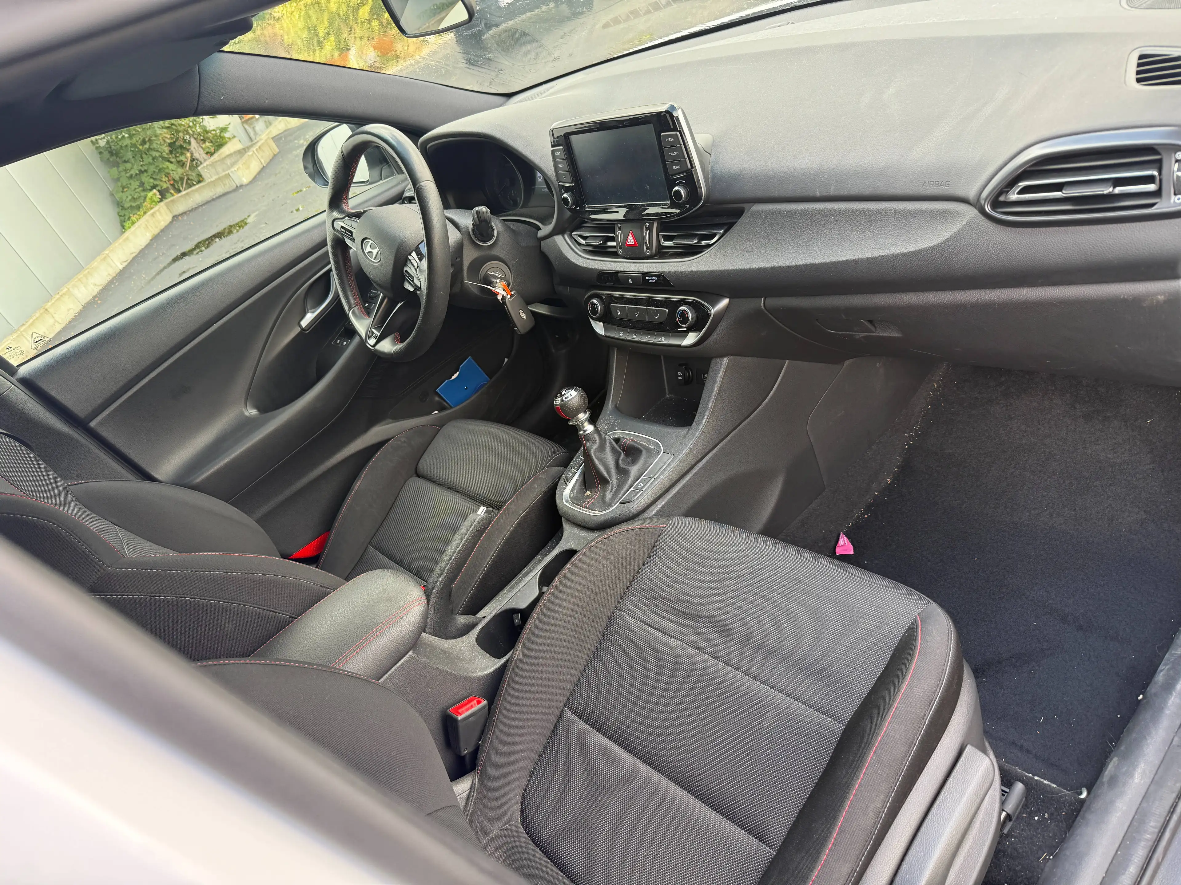 Hyundai i30 i30 Fastback 1.0 T-GDi MHEV Twist N-Line — photo 9