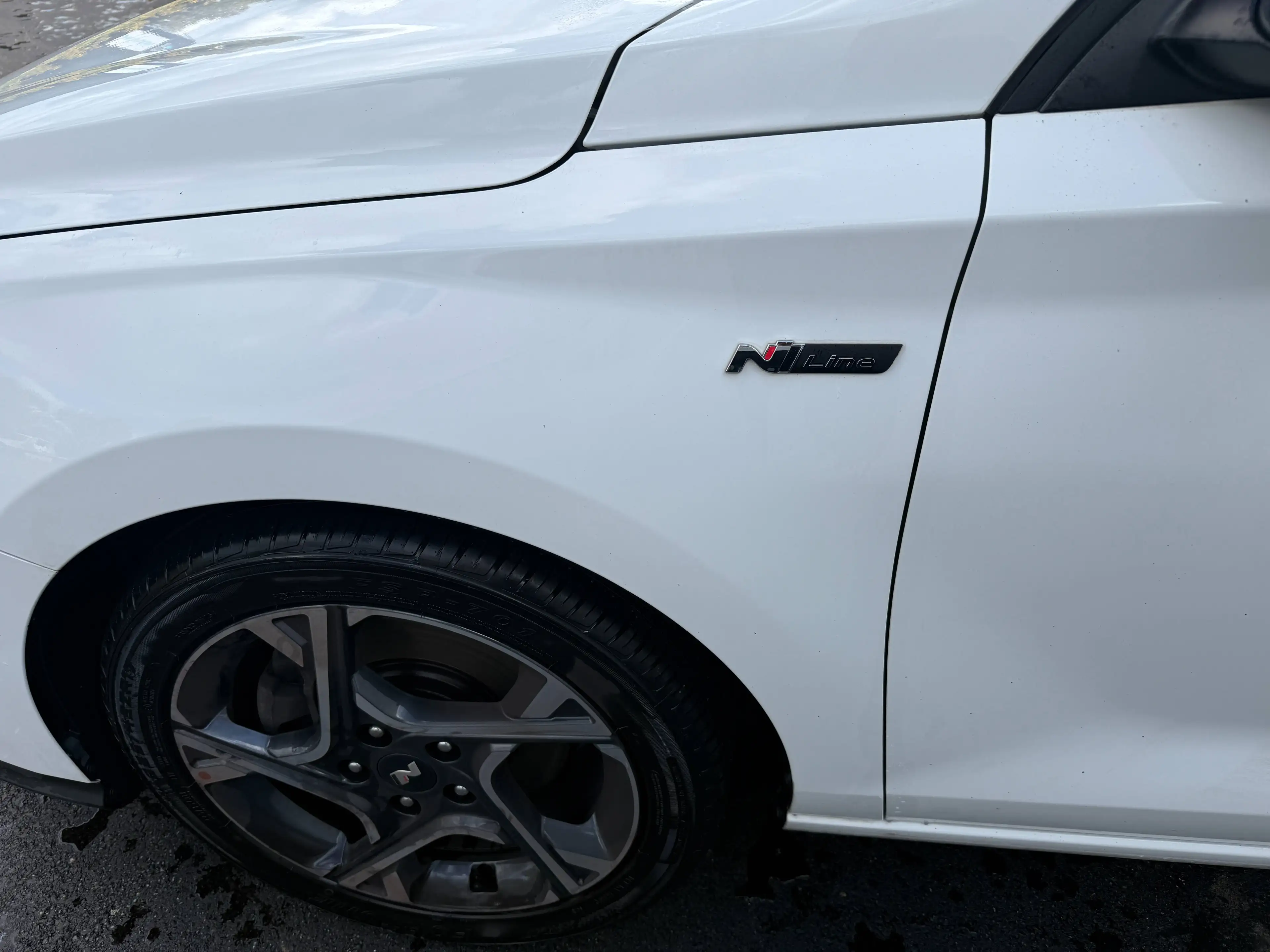 Hyundai i30 i30 Fastback 1.0 T-GDi MHEV Twist N-Line — photo 8