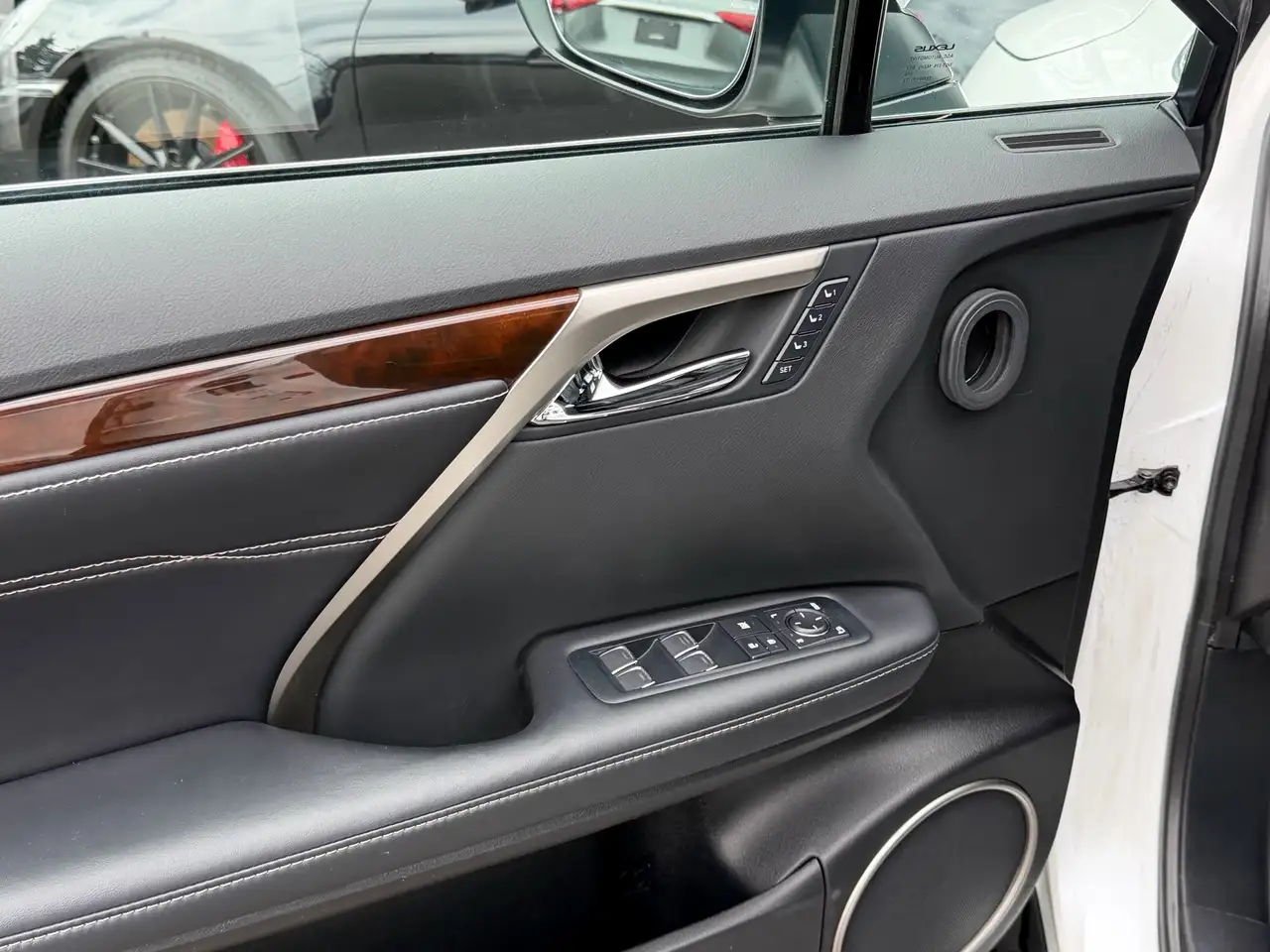 Lexus RX снимка Lexus RX